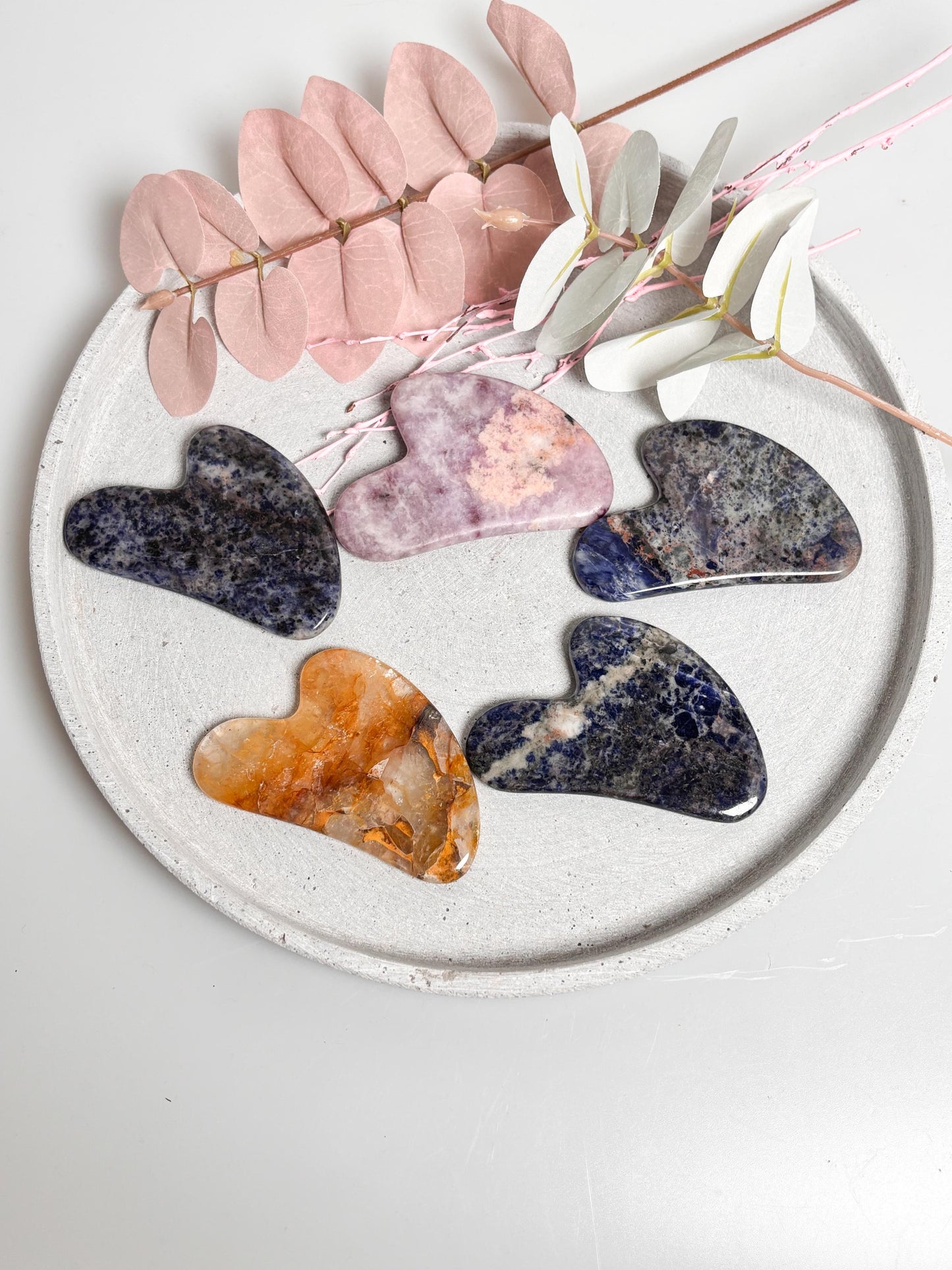 Gua Sha Massagestein Sodalith, Lepidolith & Golden Healer | Kristall Gesichtsmassage