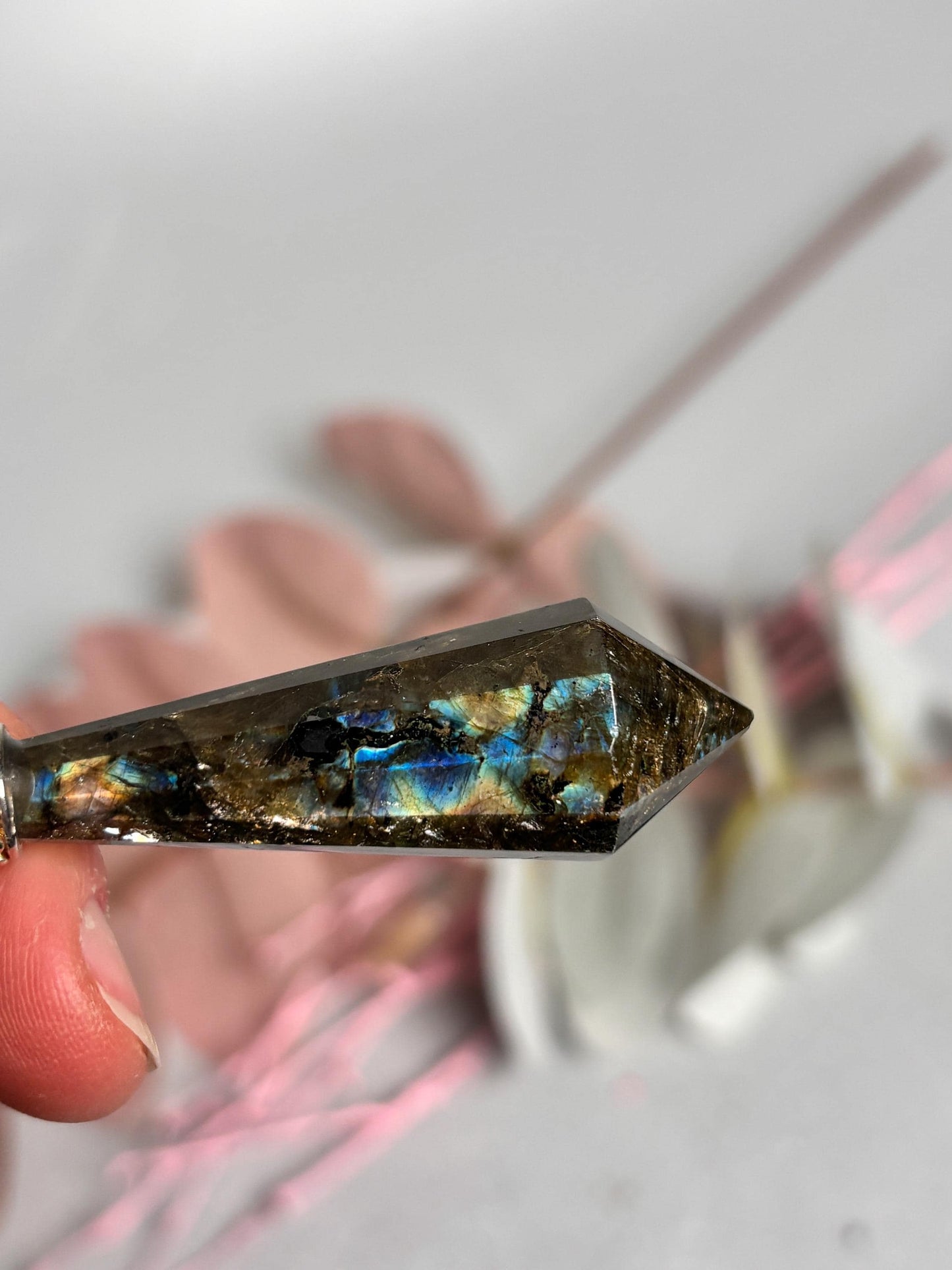 Labradorit Pendel mit Flash Antiker Look | Silberne Metallfassung | Spirituelles Werkzeug