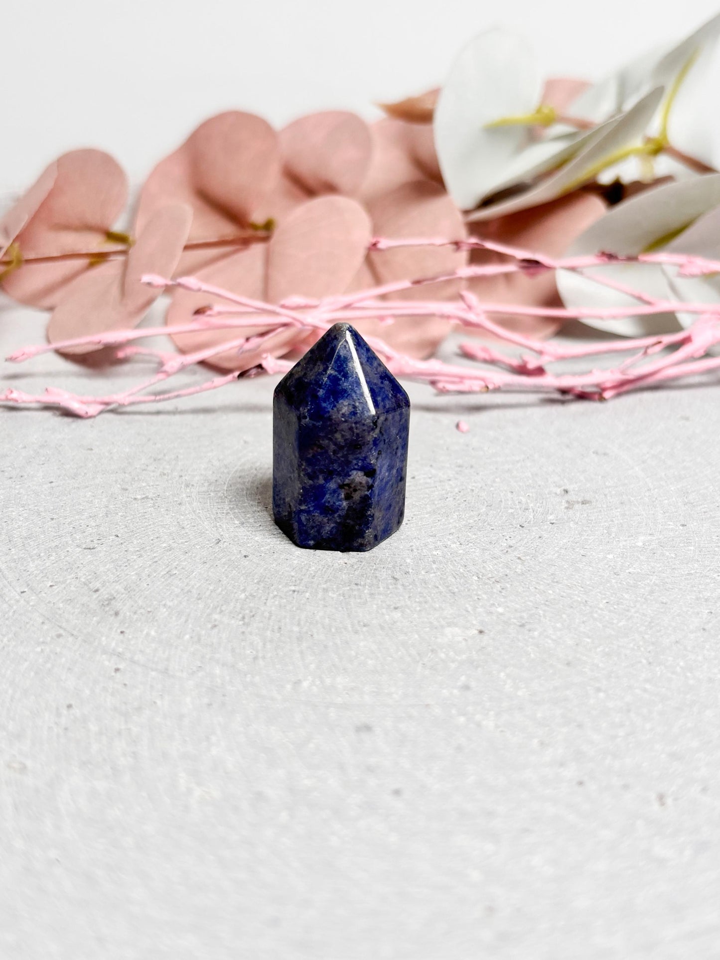 Kleine Edelstein Türme Mini Kristalle als Geschenk & Deko Spirituelle Deko mit Heilsteinen | Ideal für Altar, Meditation, Tisch