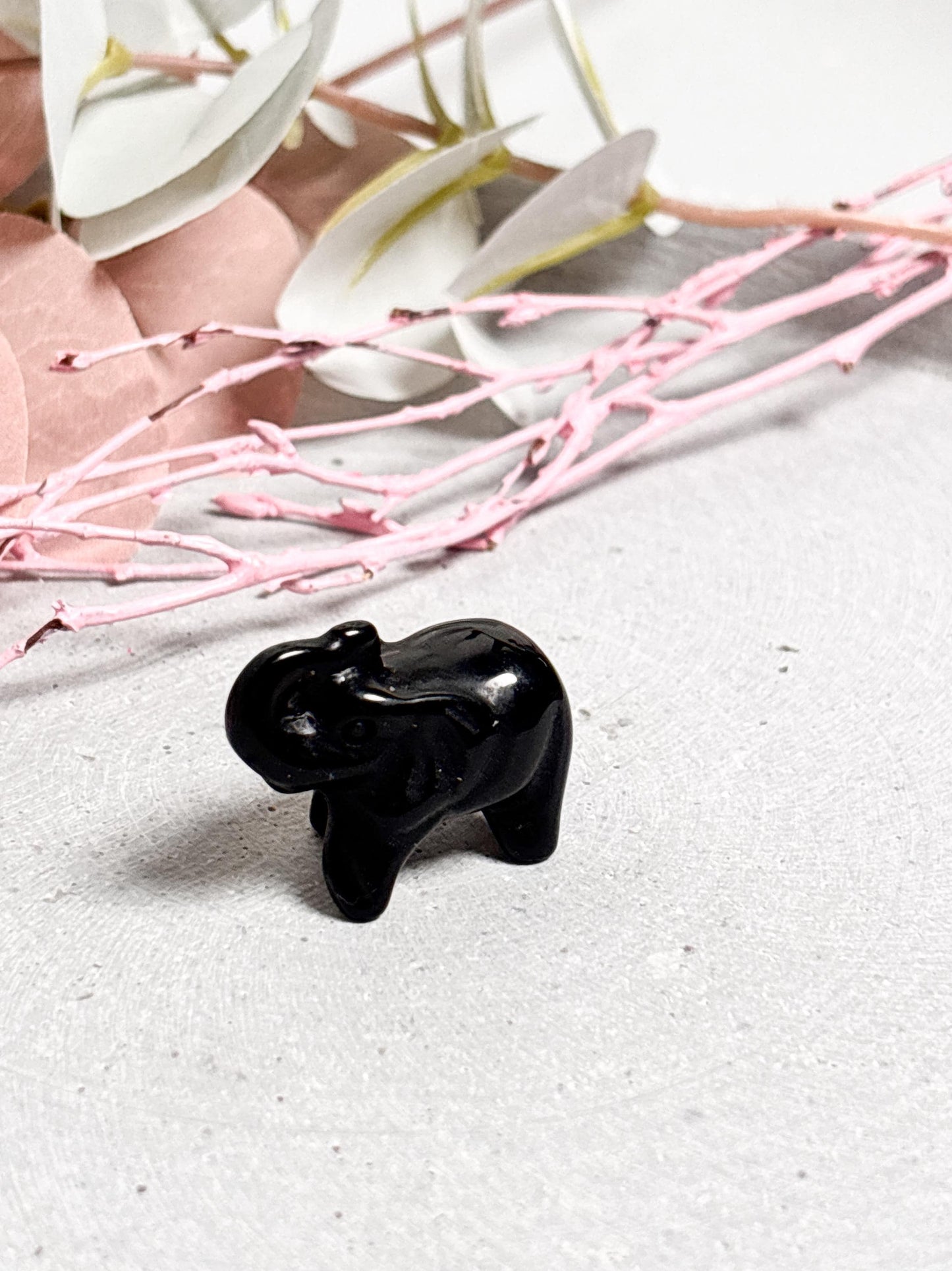 Kleiner Deko Elefant aus schwarzem Obsidian Spirituelle Dekoration Geschenkidee Schwarzer Obsidian Elefant