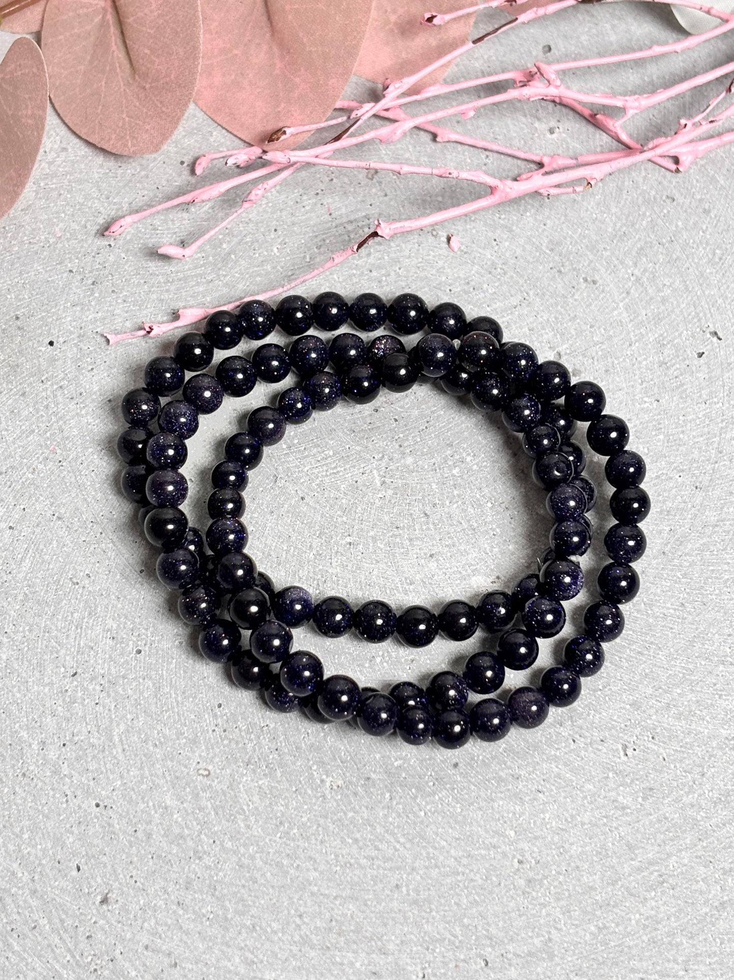 Elastisches Armband Blaufluss 6mm Funkelndes Perlenarmband Damen Blaues Heilstein Armband Geschenk für sie Kristall Schmuck handmade