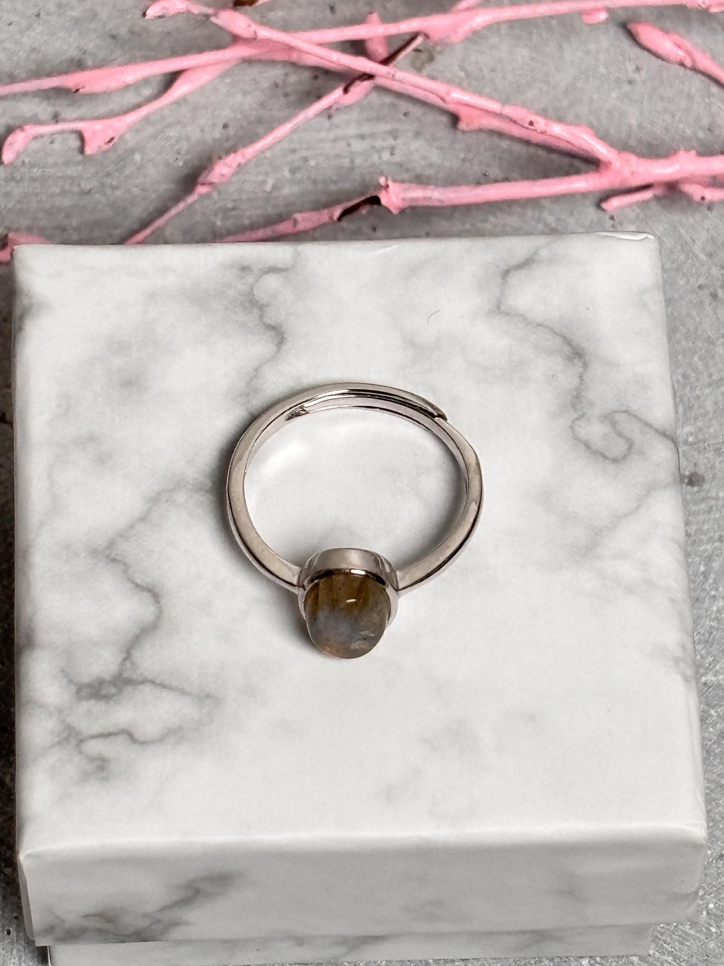 925 Silberring mit ovalem Labradorit Größenverstellbar | Edelstein Ring | Labradorit Schmuck | Silberring Damen