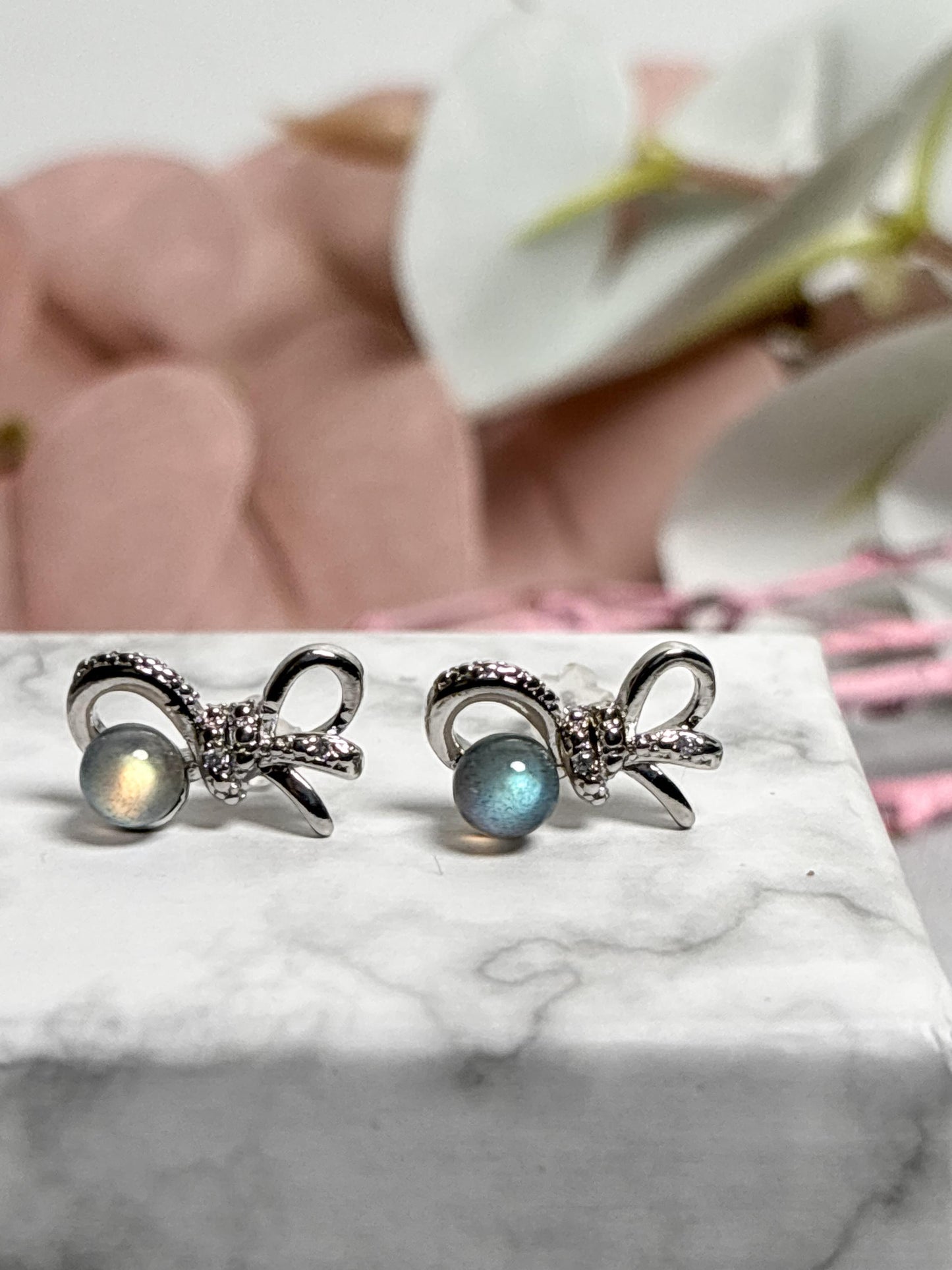 925 Silber Ohrstecker mit Labradorit Schleifchen Ohrringe | Edelstein Kugel Geschenkidee für Frauen