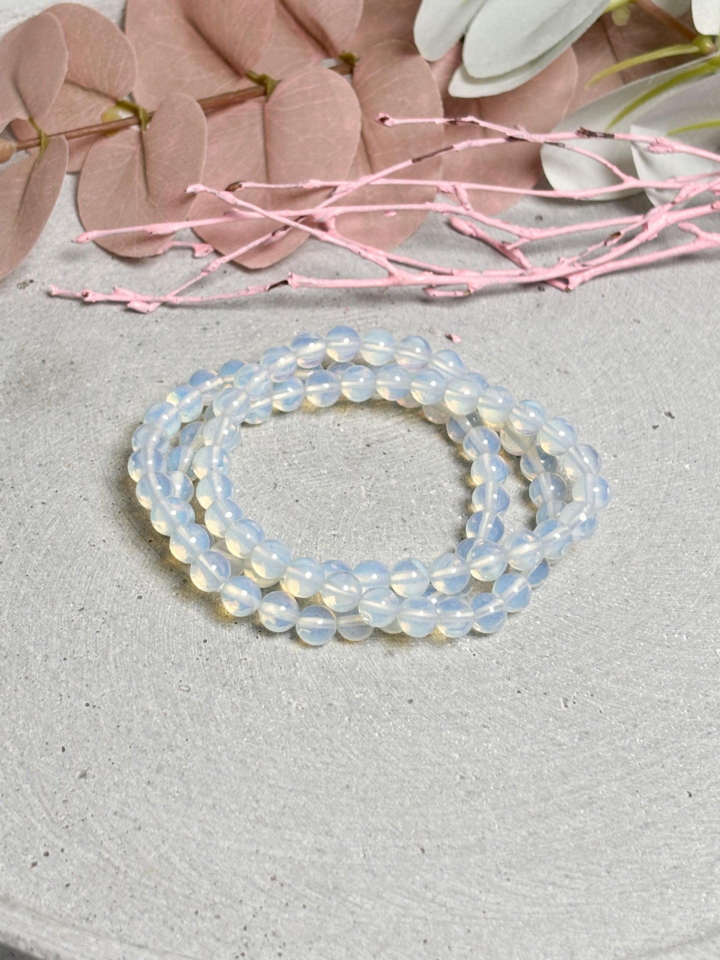 Opalit Perlenarmband 6mm Elastisches Armband ca. 17,5 cm Zarter Edelstein Schmuck Ideales Geschenk für Sie