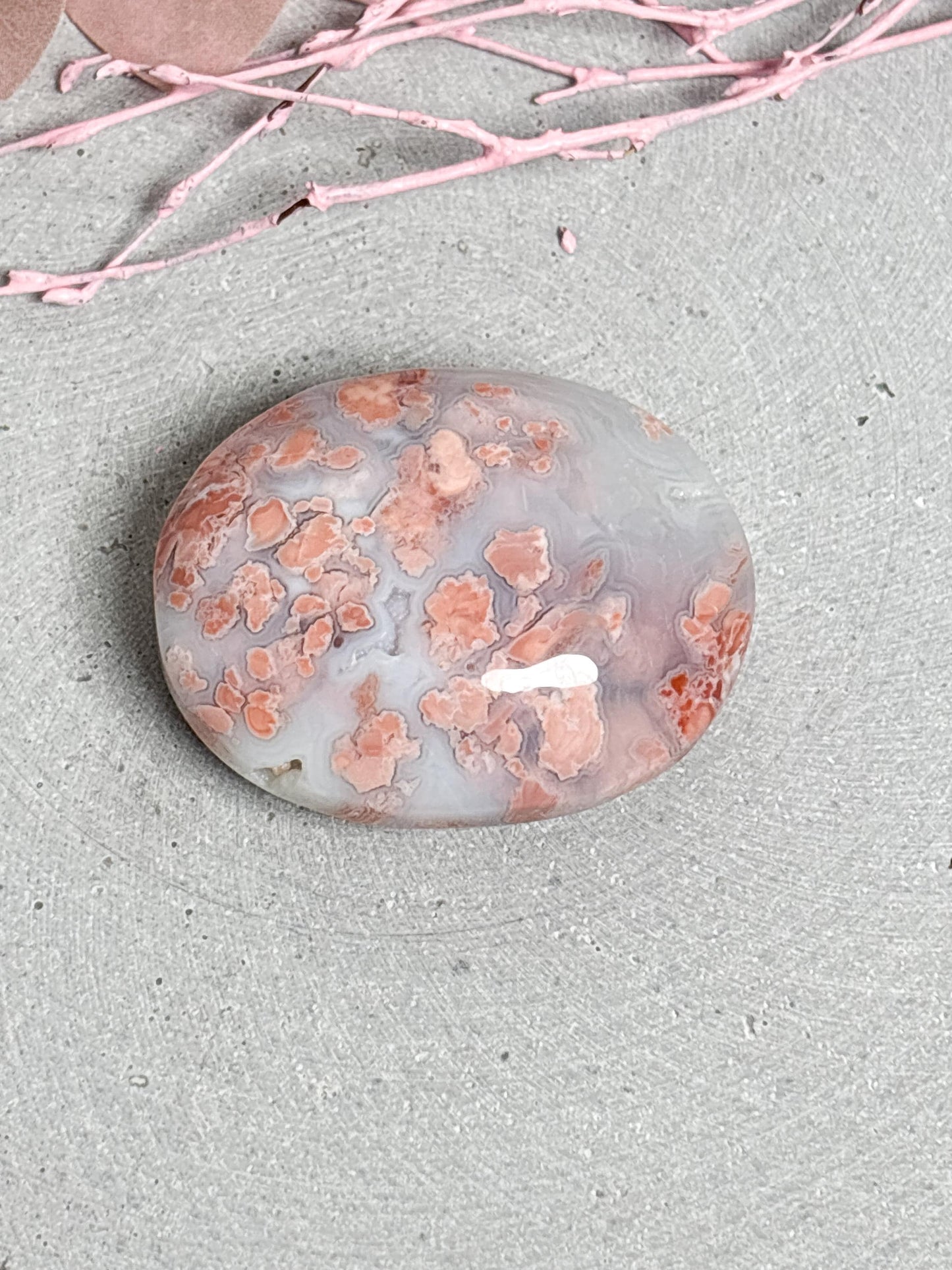 Kirschblüten Achat Handstein | Candy Cotton Palmstone | Edelstein Handschmeichler für Entspannung