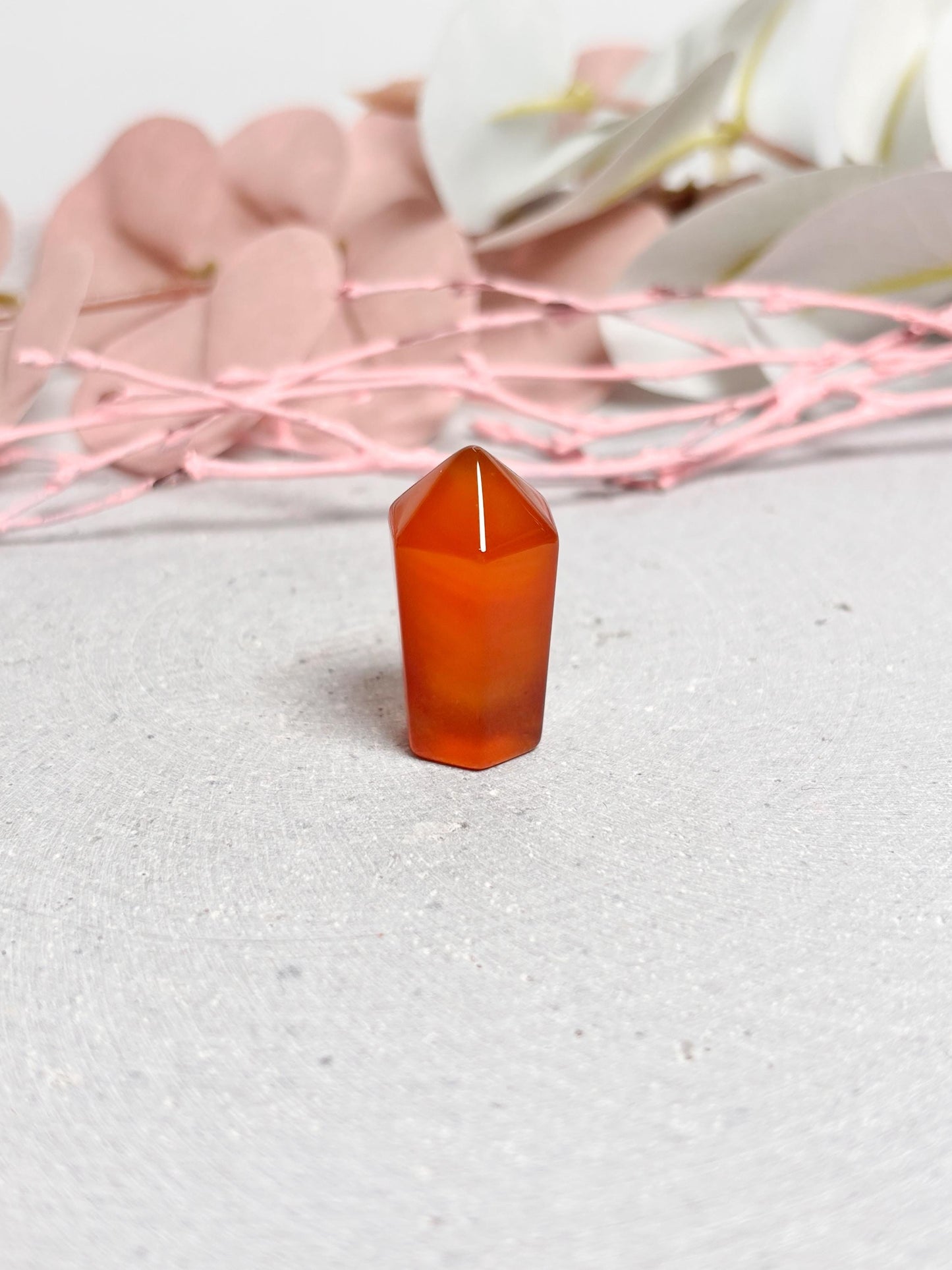 Kleine Edelstein Türme Mini Kristalle als Geschenk & Deko Spirituelle Deko mit Heilsteinen | Ideal für Altar, Meditation, Tisch