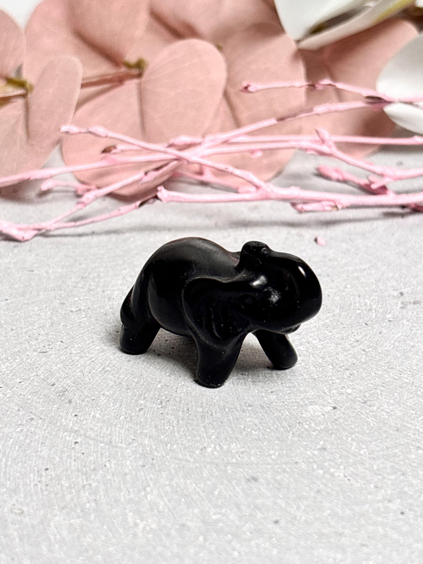 Kleiner Deko Elefant aus schwarzem Obsidian Spirituelle Dekoration Geschenkidee Schwarzer Obsidian Elefant