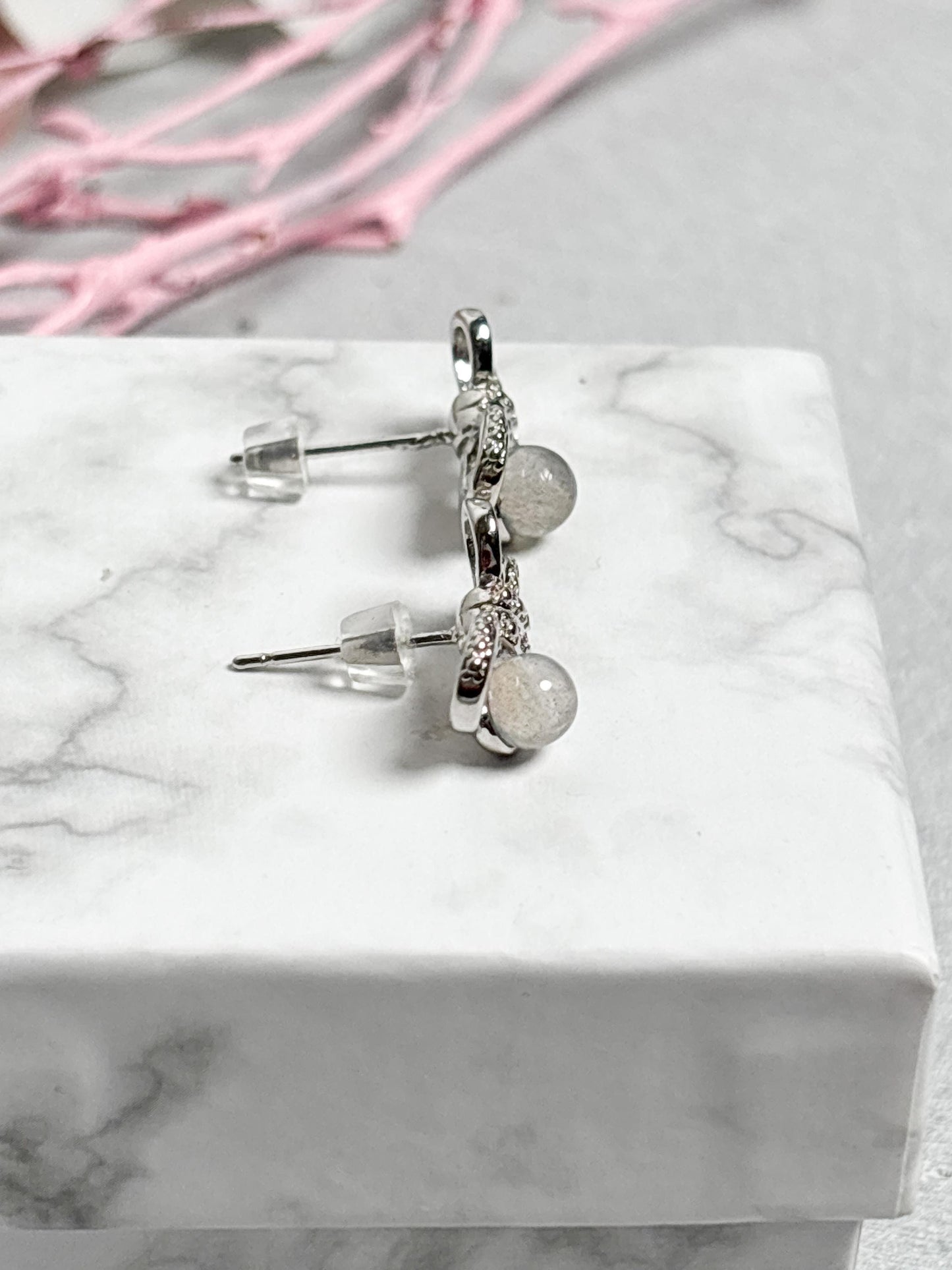 925 Silber Ohrstecker mit Labradorit Schleifchen Ohrringe | Edelstein Kugel Geschenkidee für Frauen