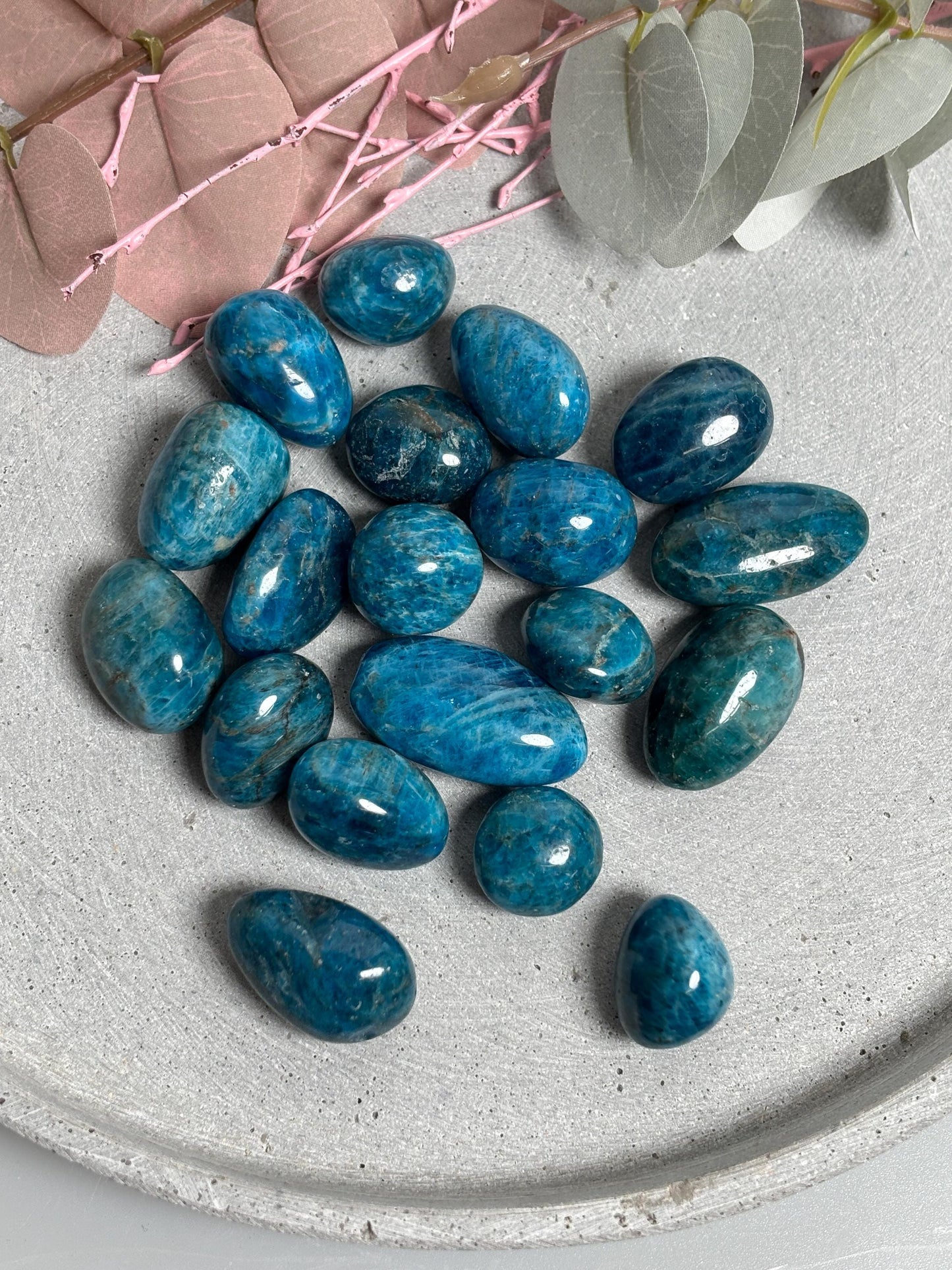 Trommelstein Apatit Blau | Edelstein zur Motivation , Intuition | Naturstein in 3 Größen | Achtsamkeit & Meditation