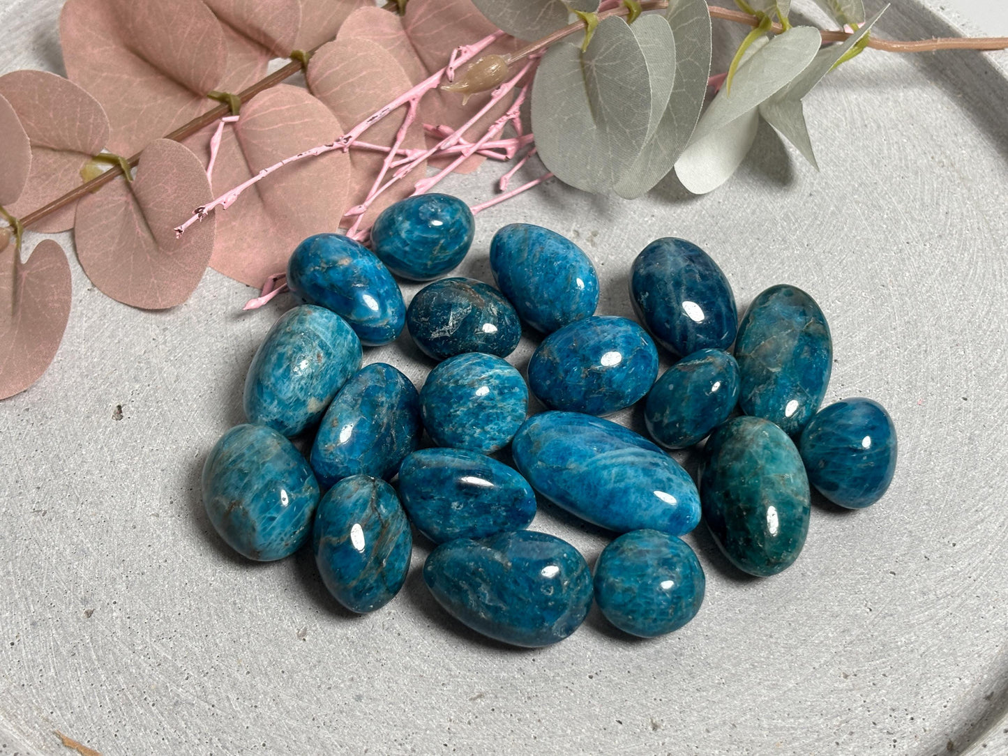 Trommelstein Apatit Blau | Edelstein zur Motivation , Intuition | Naturstein in 3 Größen | Achtsamkeit & Meditation