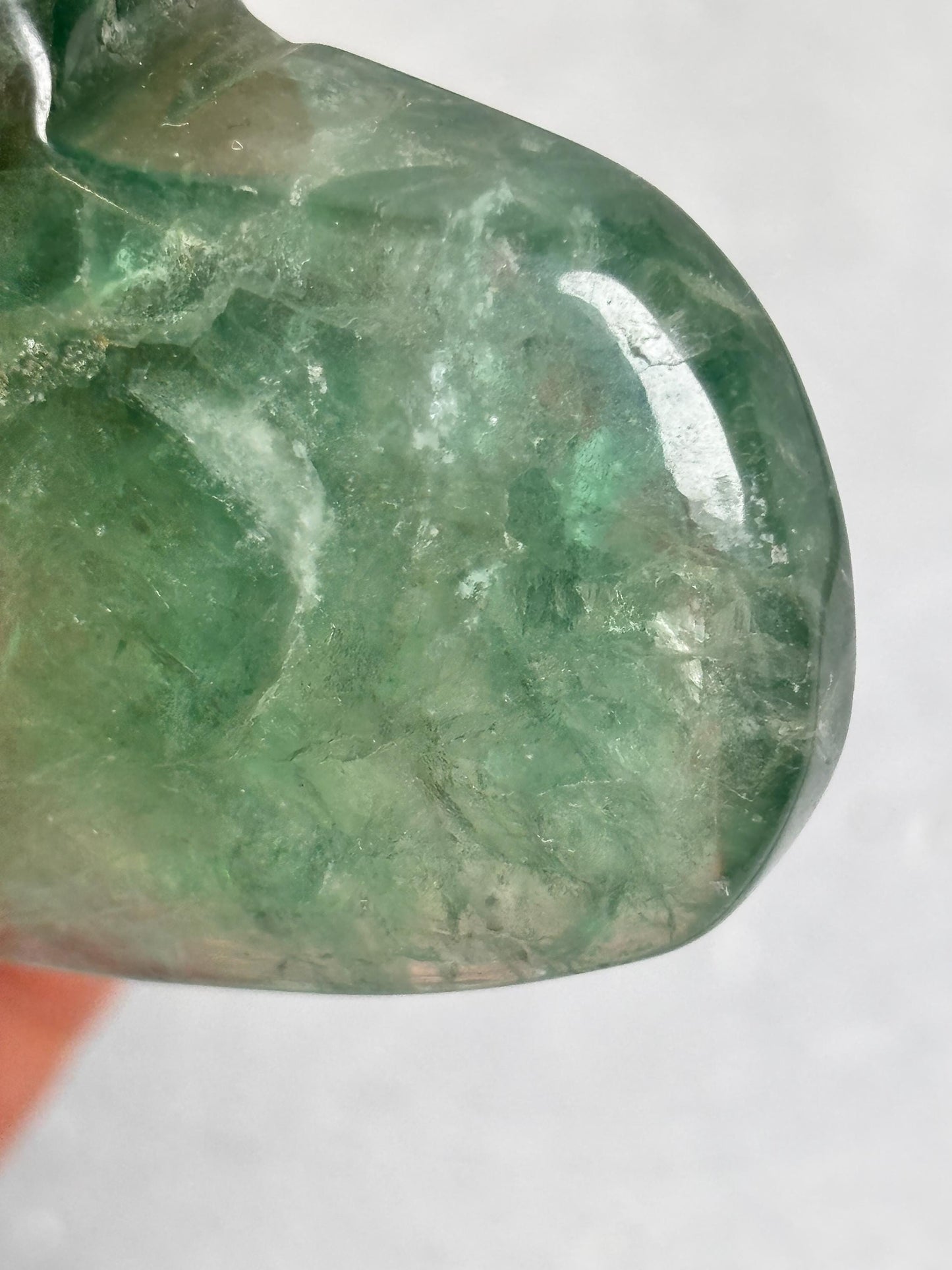 Grünes Fluorit Herz mit Regenbogenreflexen Kristallherz ca. 5,8cm, 66g, Deko & Heilstein