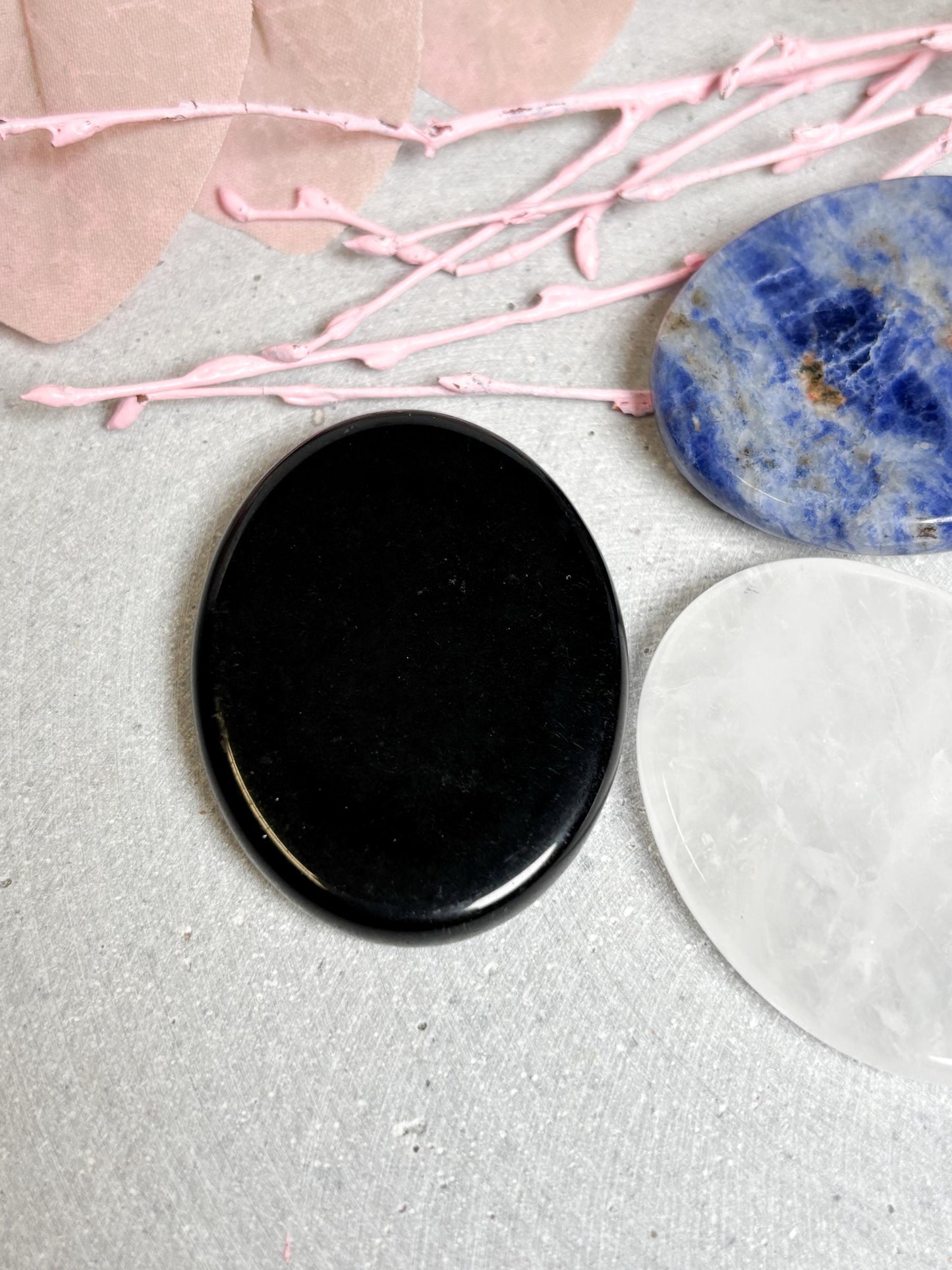 Worry Stones ca. 4,4cm Obsidian, Rosenquarz, Bergkristall, Amethyst, Sodalith | Handschmeichler Edelsteine zur Entspannung & Meditation