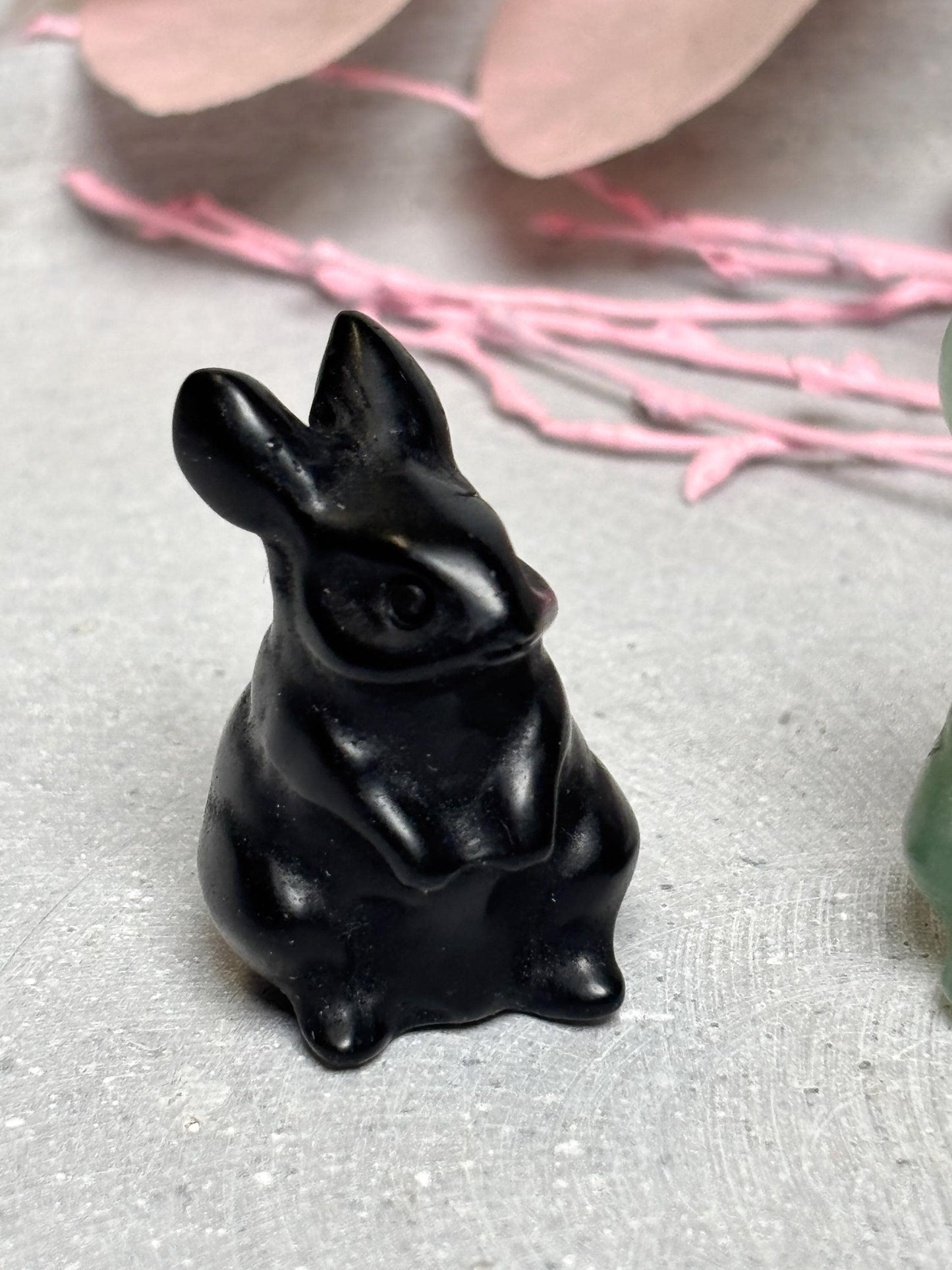 Hasenfigur aus Edelstein Kristall Hase klein Ostergeschenk oder Deko Mini Hasen Carving aus Kristall