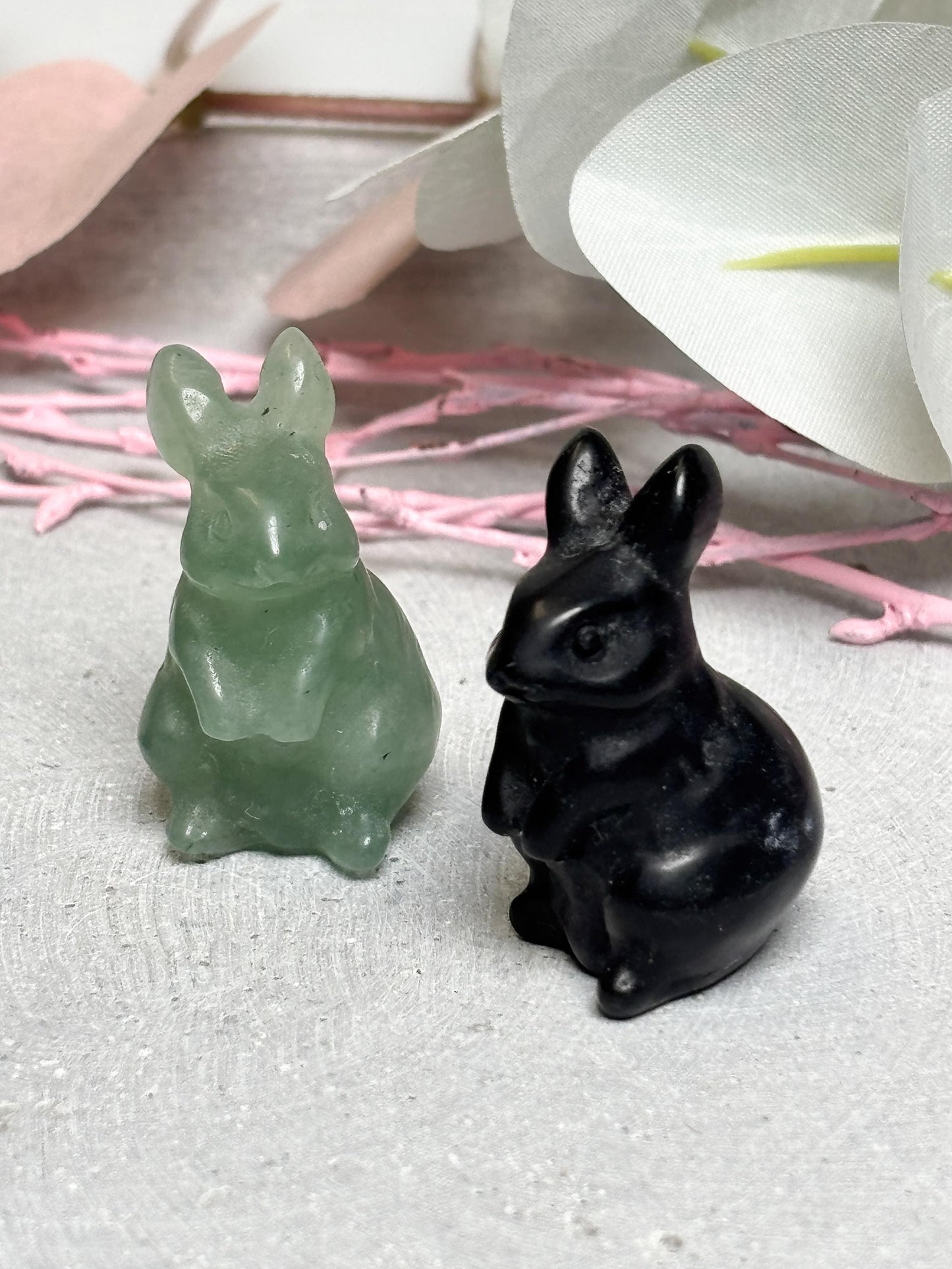 Hasenfigur aus Edelstein Kristall Hase klein Ostergeschenk oder Deko Mini Hasen Carving aus Kristall