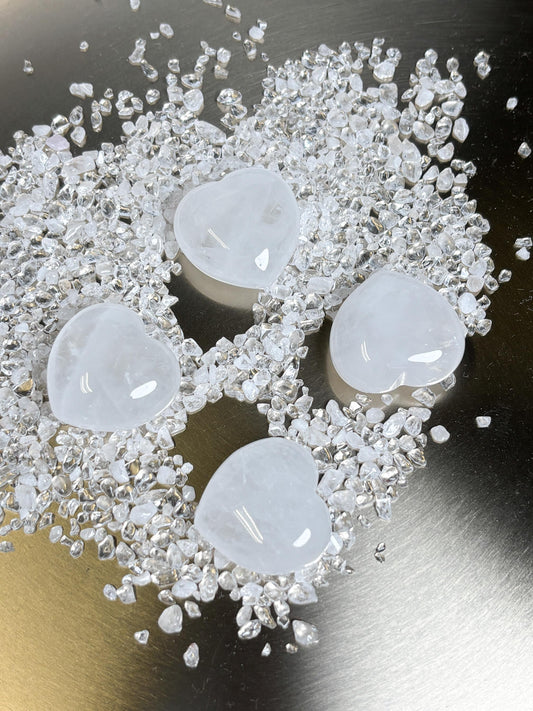 Kristallherz aus Bergkristall  3cm Edelstein Herz mit Regenbögen  spirituelle Deko & Geschenkidee