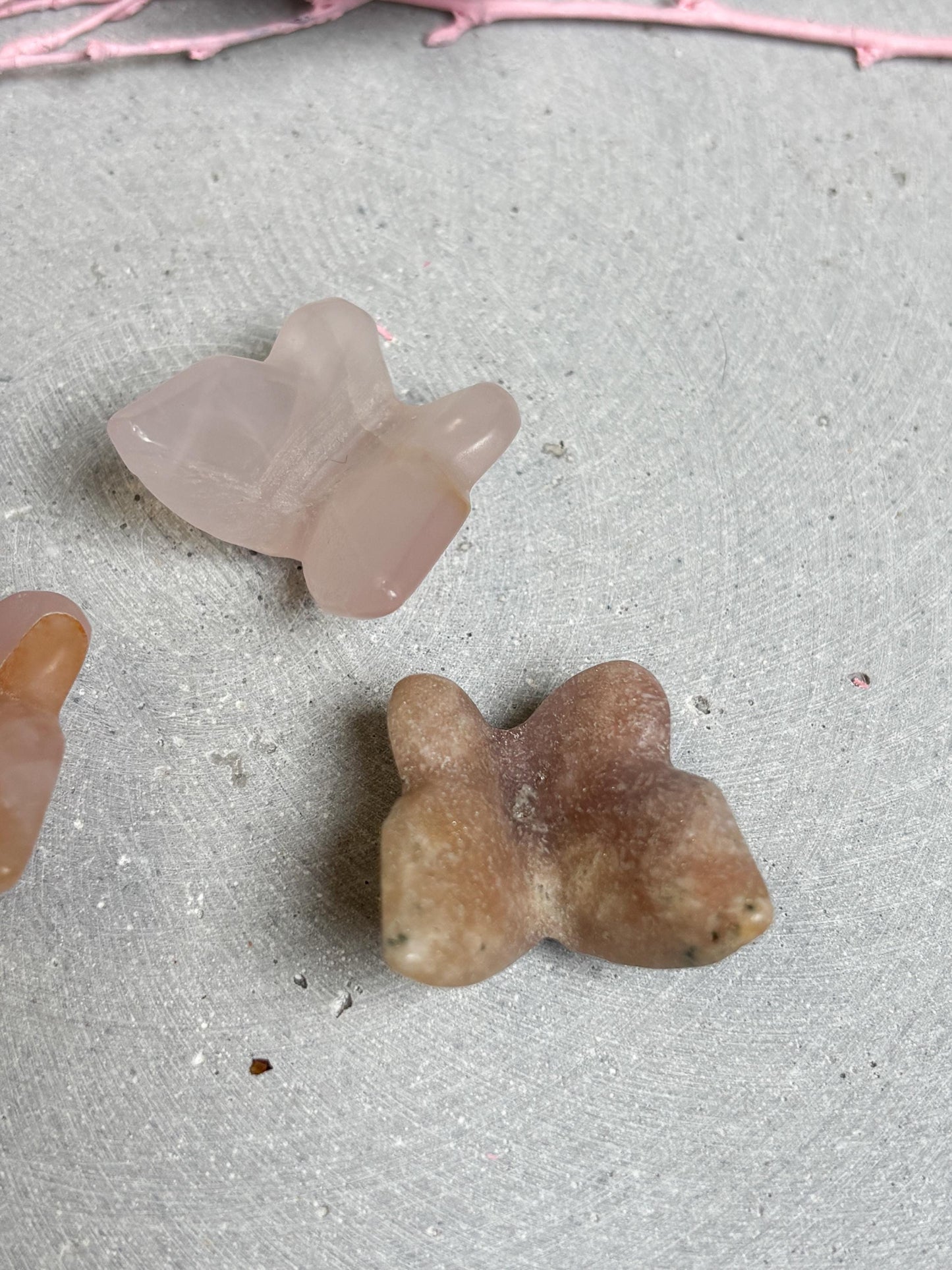 Kristall Schmetterling aus Rosenquarz, Amethyst oder Pink Amethyst Dekofigur ca. 2,9 cm Edelstein Deko & Geschenkidee