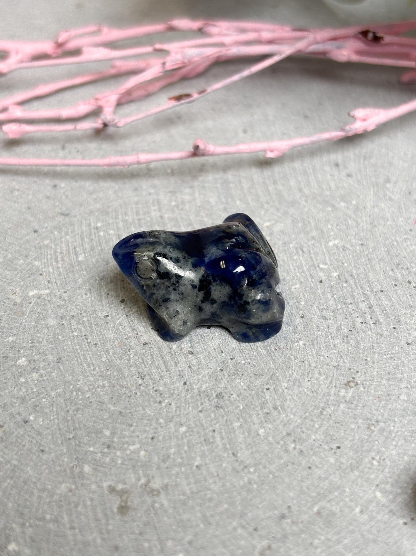 Mini Edelstein Frosch Kristall Carving Glücksbringer aus verschiedenen Steinen Kleiner Kristallfrosch zum Verschenken oder Sammeln