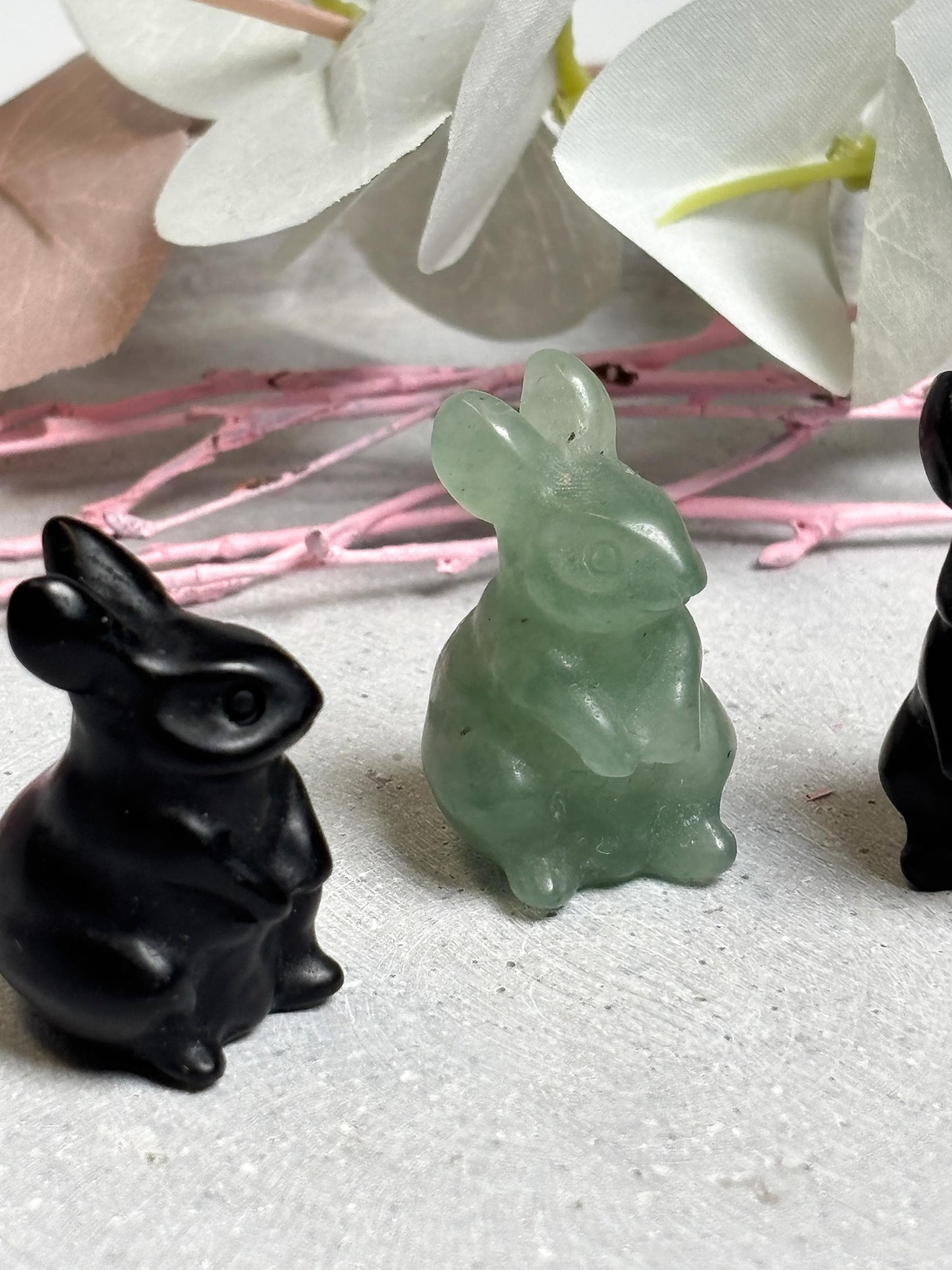 Hasenfigur aus Edelstein Kristall Hase klein Ostergeschenk oder Deko Mini Hasen Carving aus Kristall