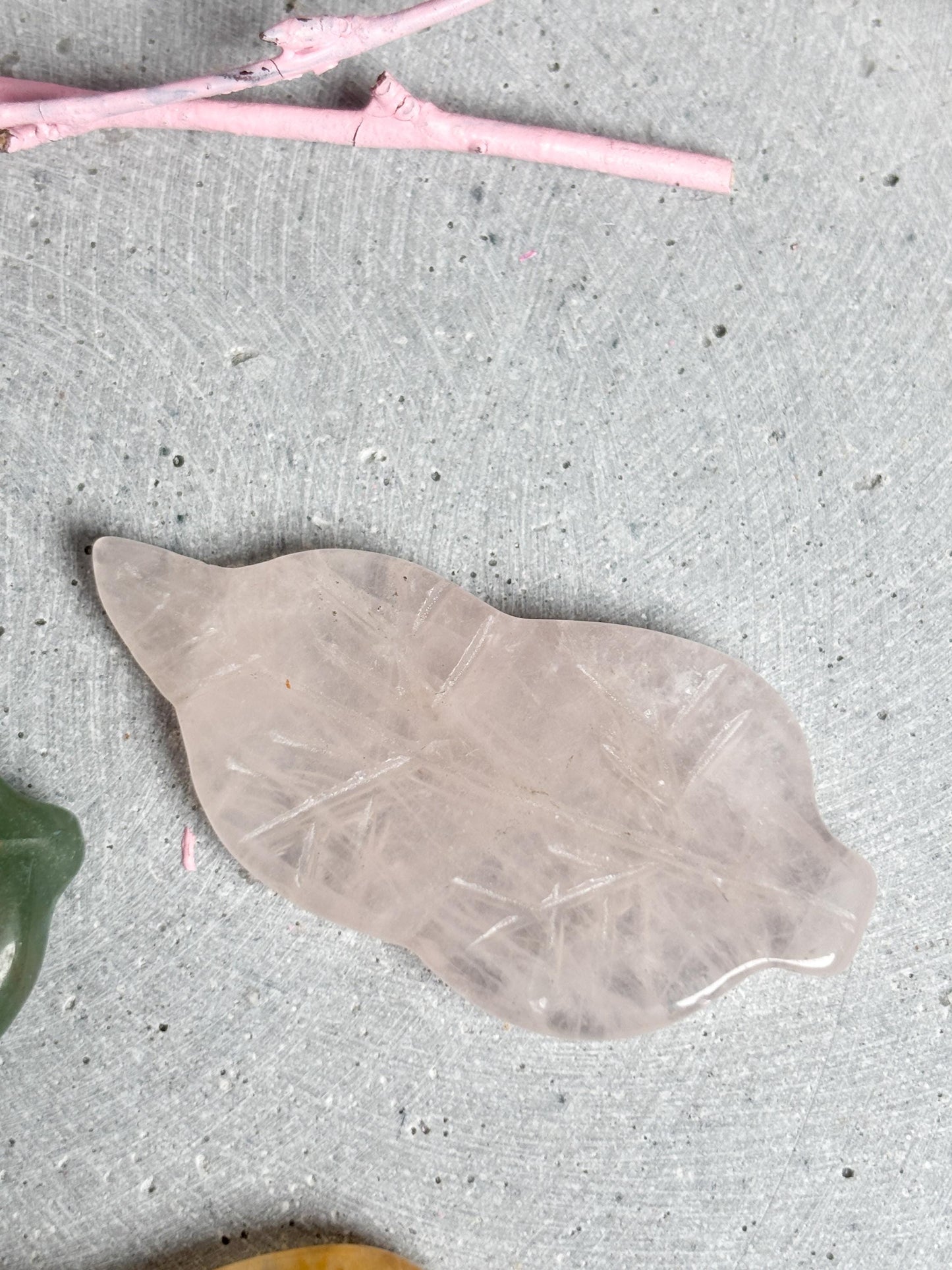 Kristallblätter klein aus Aventurin, Rosenquarz und Golden Healer Edelstein Herbstdeko Naturstein Blätter
