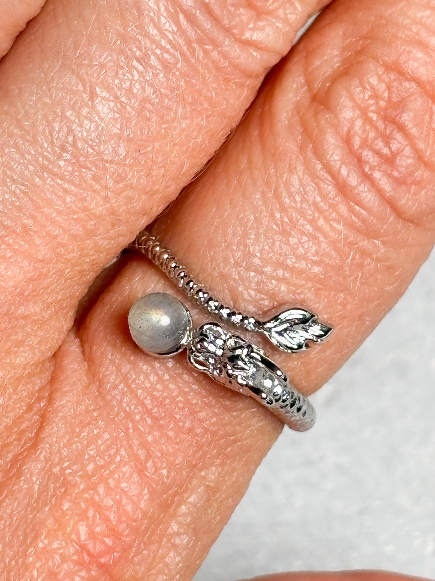 Edelstahl Drachenring größenverstellbar mit Labradorit Kugel Schmuck Ring Kristall Edelstahl