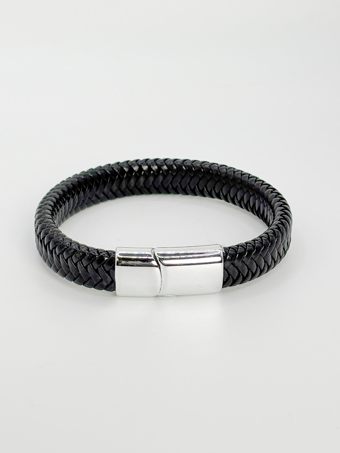 Schwarzes Lederarmband Herren mit Edelstahlverschluss 21cm Länge 1,1cm Breite