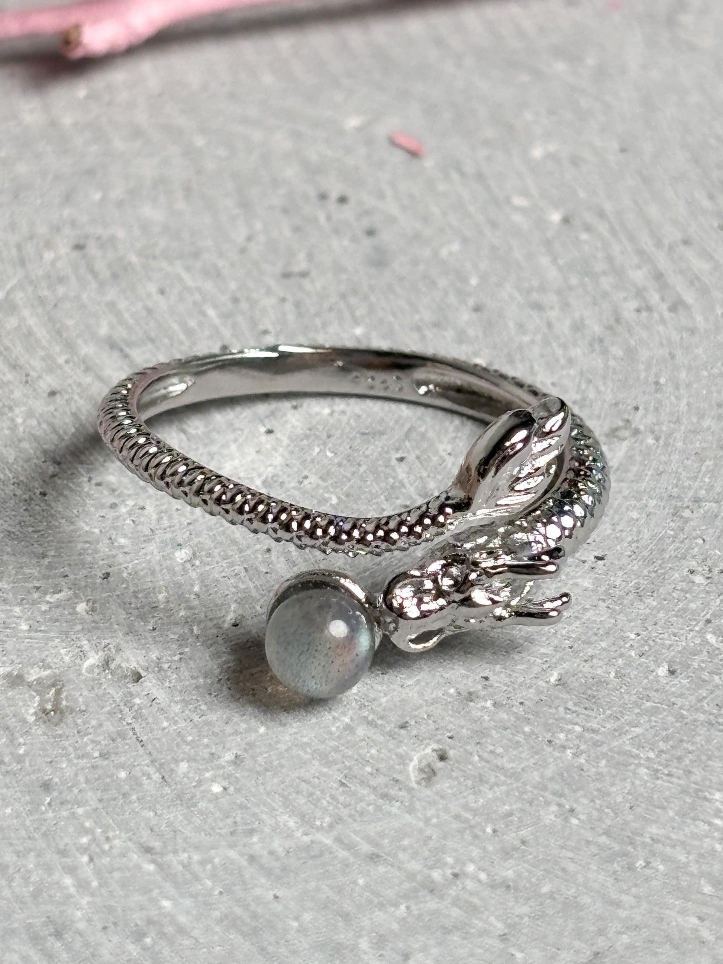 Edelstahl Drachenring größenverstellbar mit Labradorit Kugel Schmuck Ring Kristall Edelstahl