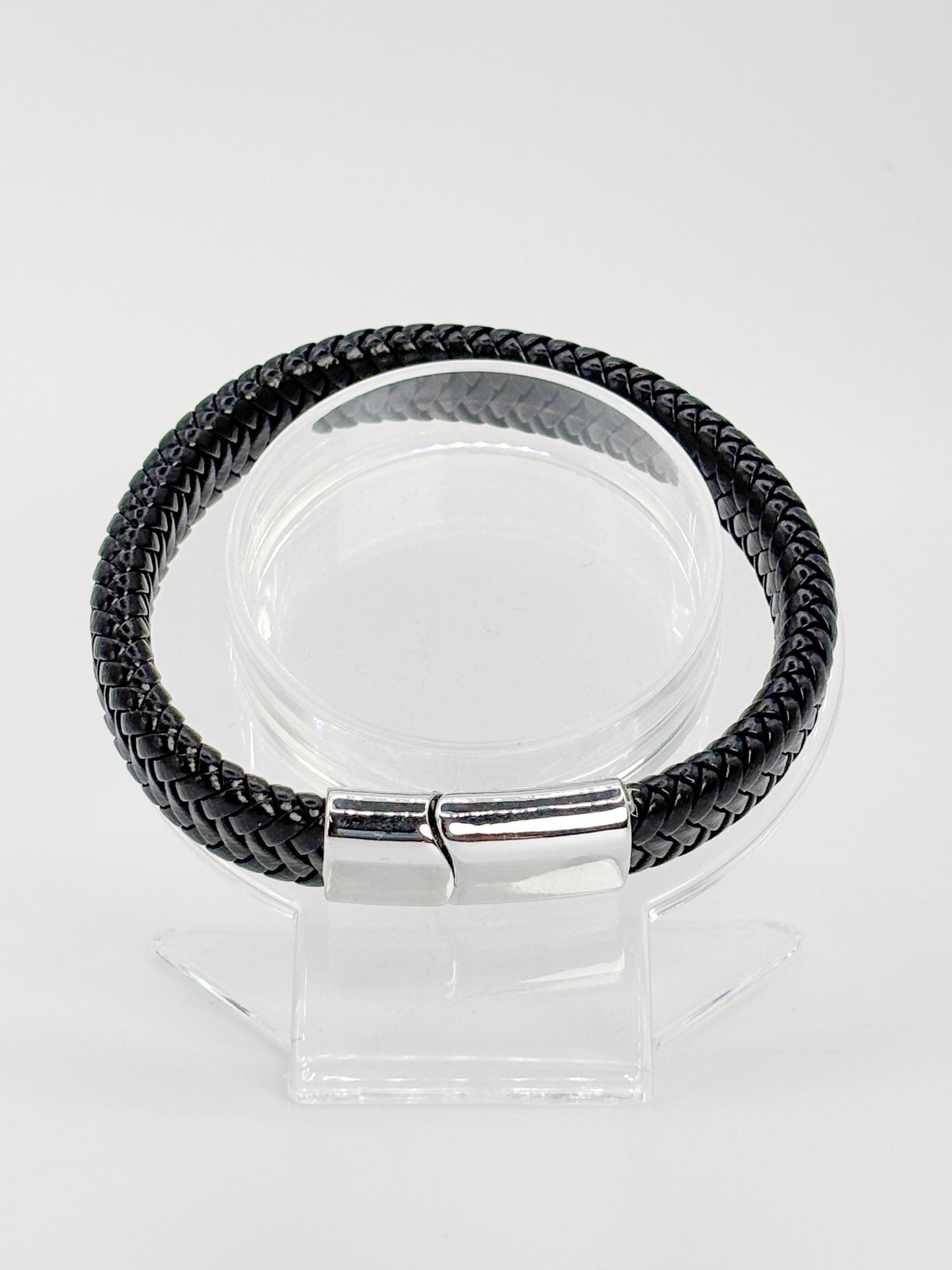 Schwarzes Lederarmband Herren mit Edelstahlverschluss 21cm Länge 1,1cm Breite