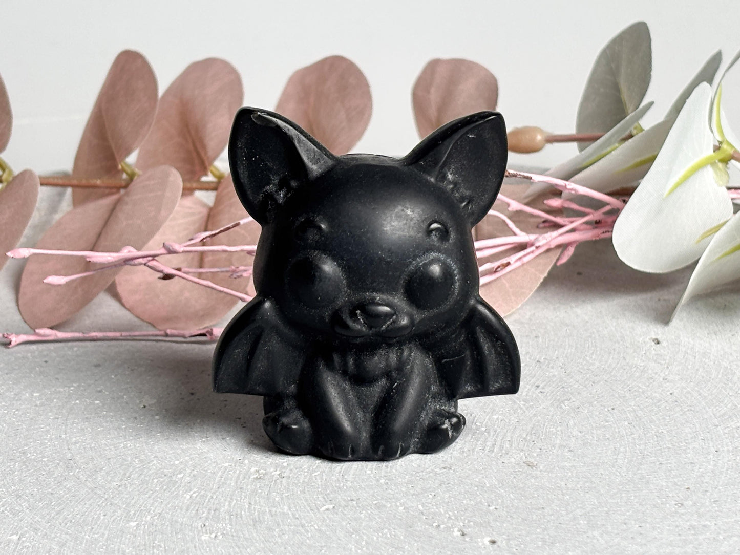 Fledermaus Figur Obsidian schwarz kleine Dekofigur aus Naturstein, poliert, ca. 5,7 cm, Obsidian Fledermaus, Edelsteinfigur, Kristall Deko