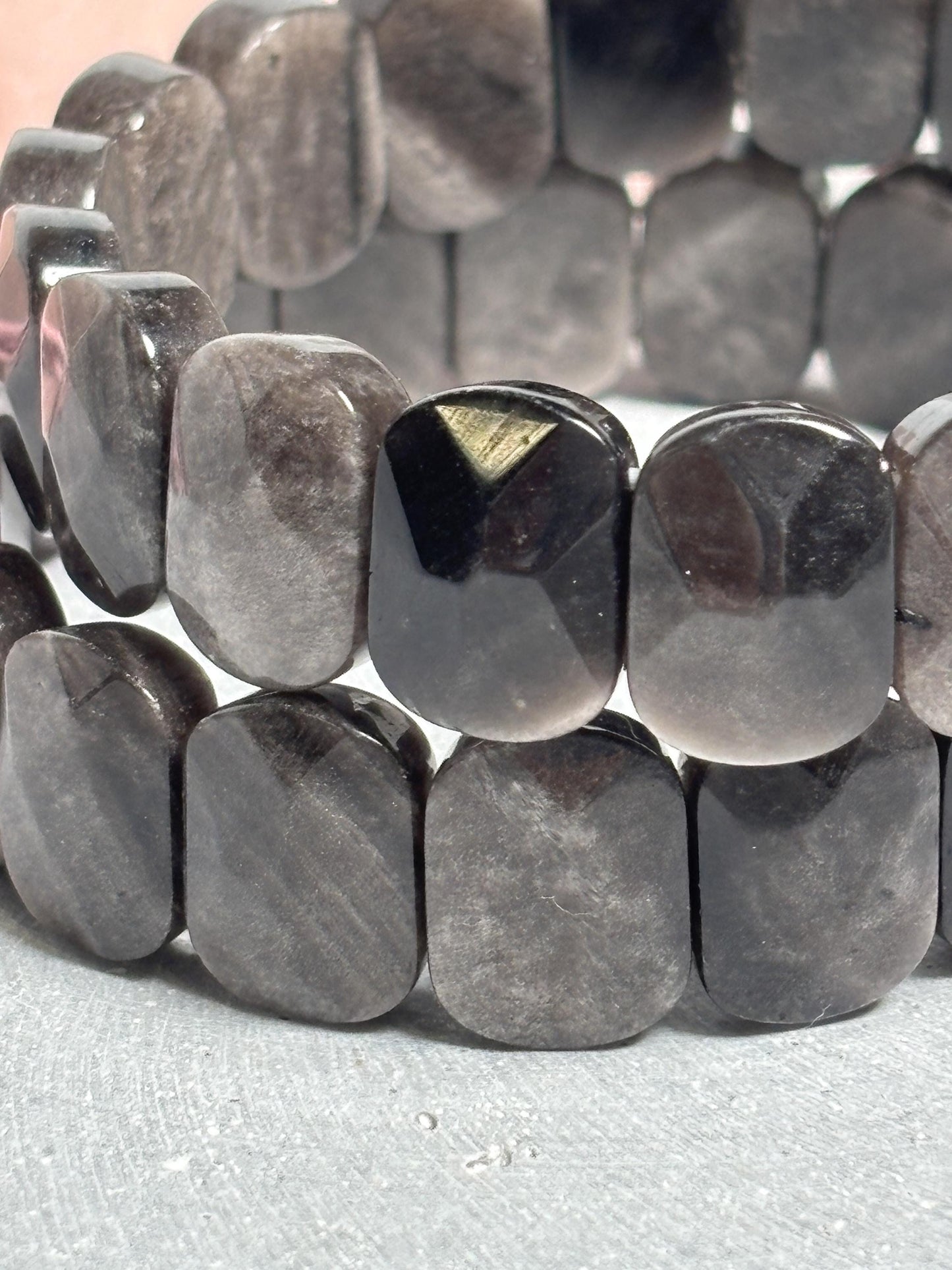 Armreif aus Silber Obsidian ca. 18 cm, elastisch, facettierte rechteckige Perlen, Edelstein Armband Kristall