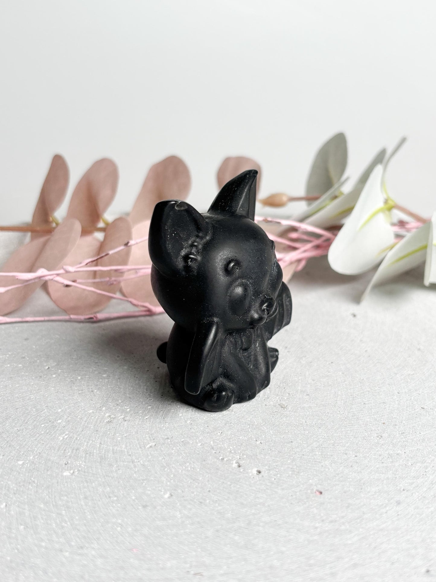 Fledermaus Figur Obsidian schwarz kleine Dekofigur aus Naturstein, poliert, ca. 5,7 cm, Obsidian Fledermaus, Edelsteinfigur, Kristall Deko