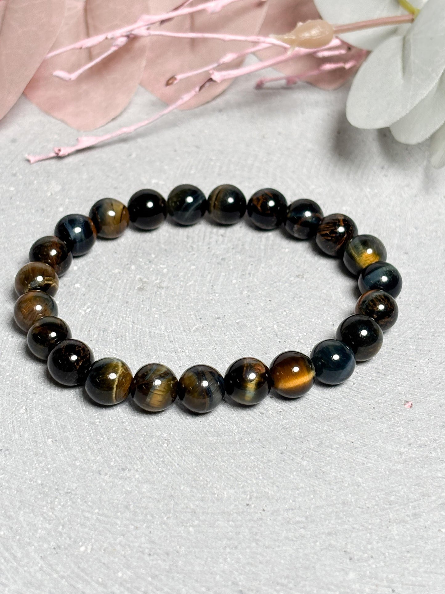 Tigerauge Armband elastisches Perlenarmband ca. 17,5 cm mit 8 mm runden Perlen, Edelstein Schmuck mit schönem Schimmer