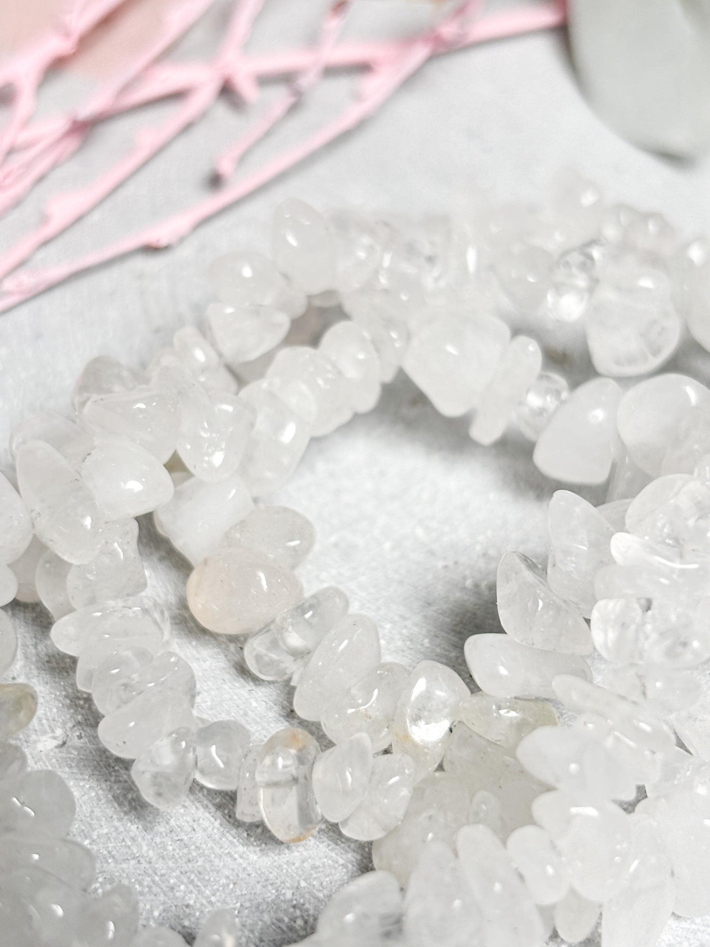 Bergkristall Splitterarmband elastisches Edelstein Armband ca. 17,5 cm, milchig klar, Kristall Schmuck, Naturstein Armband 8 mm