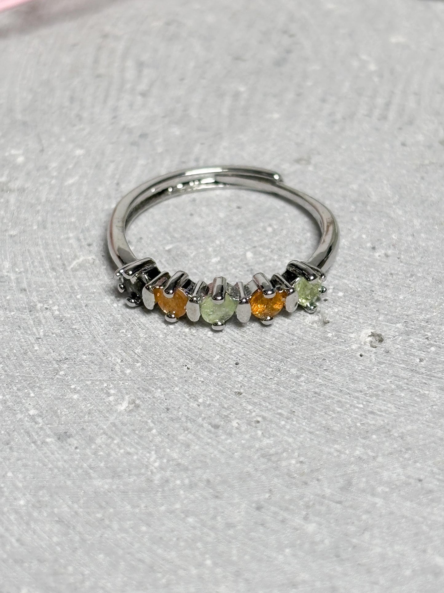 Edelstahl Ring Silber größenverstellbarer Ring mit bunten Turmalin Steinen, Kristall Schmuck, Edelstein Ring, Rainbow Tourmaline Jewelry