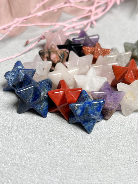 Kleine Merkaba  ca. 1,3 cm Kristall Stern aus verschiedenen Edelsteinen, Meditation, Energiearbeit, Spiritual Deko