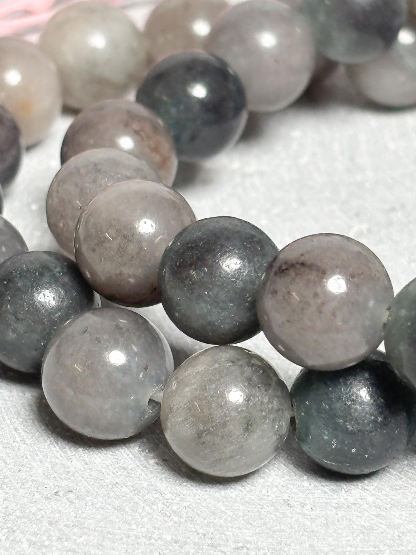 Grauer Achat Armband  elastisches Perlenarmband mit 10 mm runden Perlen, ca. 17,5 cm, Edelstein Schmuck, Naturstein Armband