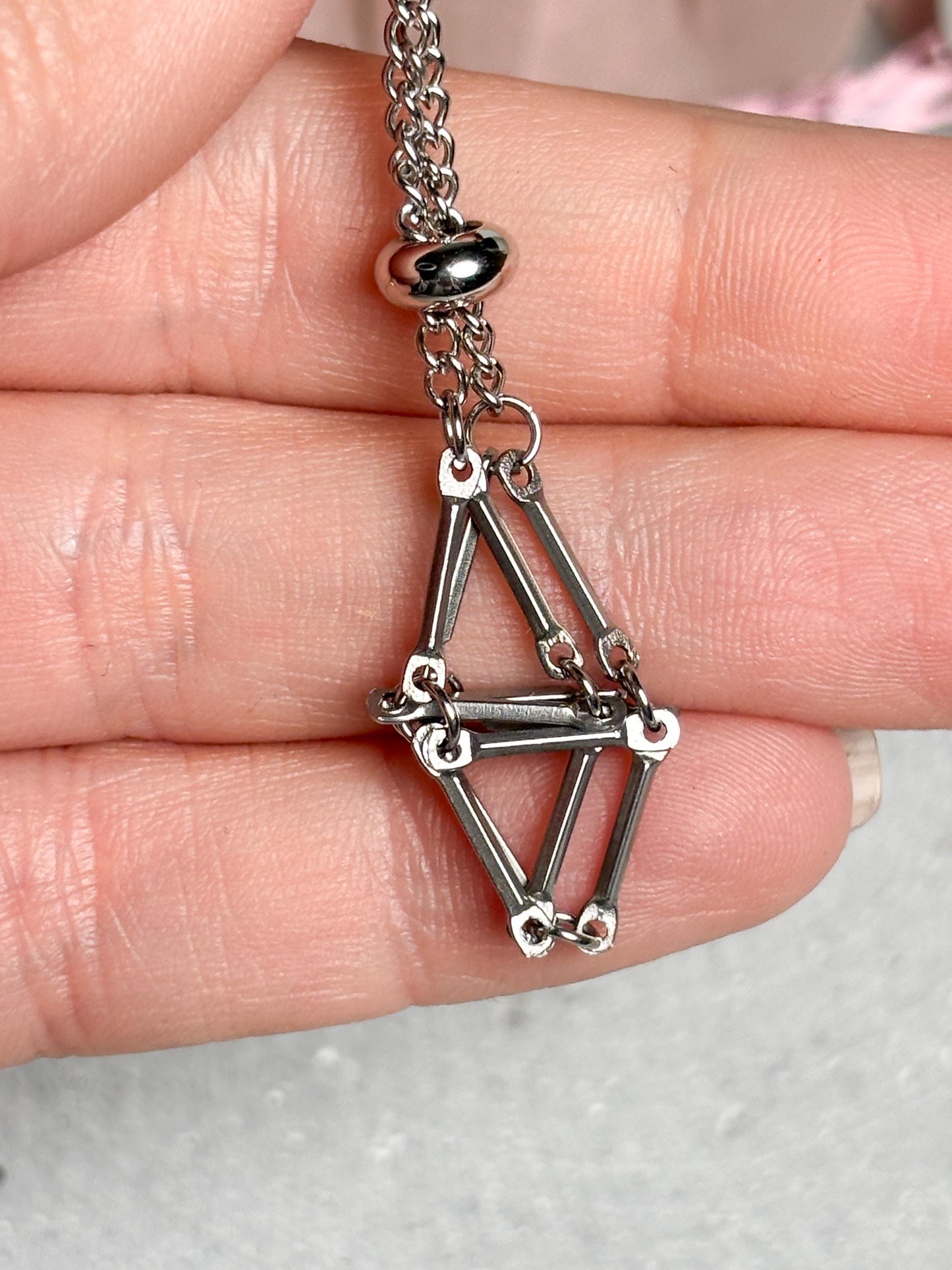 Netzanhänger Silber ca. 2,2 cm Anhänger für kleine Trommelsteine, Kristallhalter, Stein Netz für Schlüsselanhänger, Crystal Cage