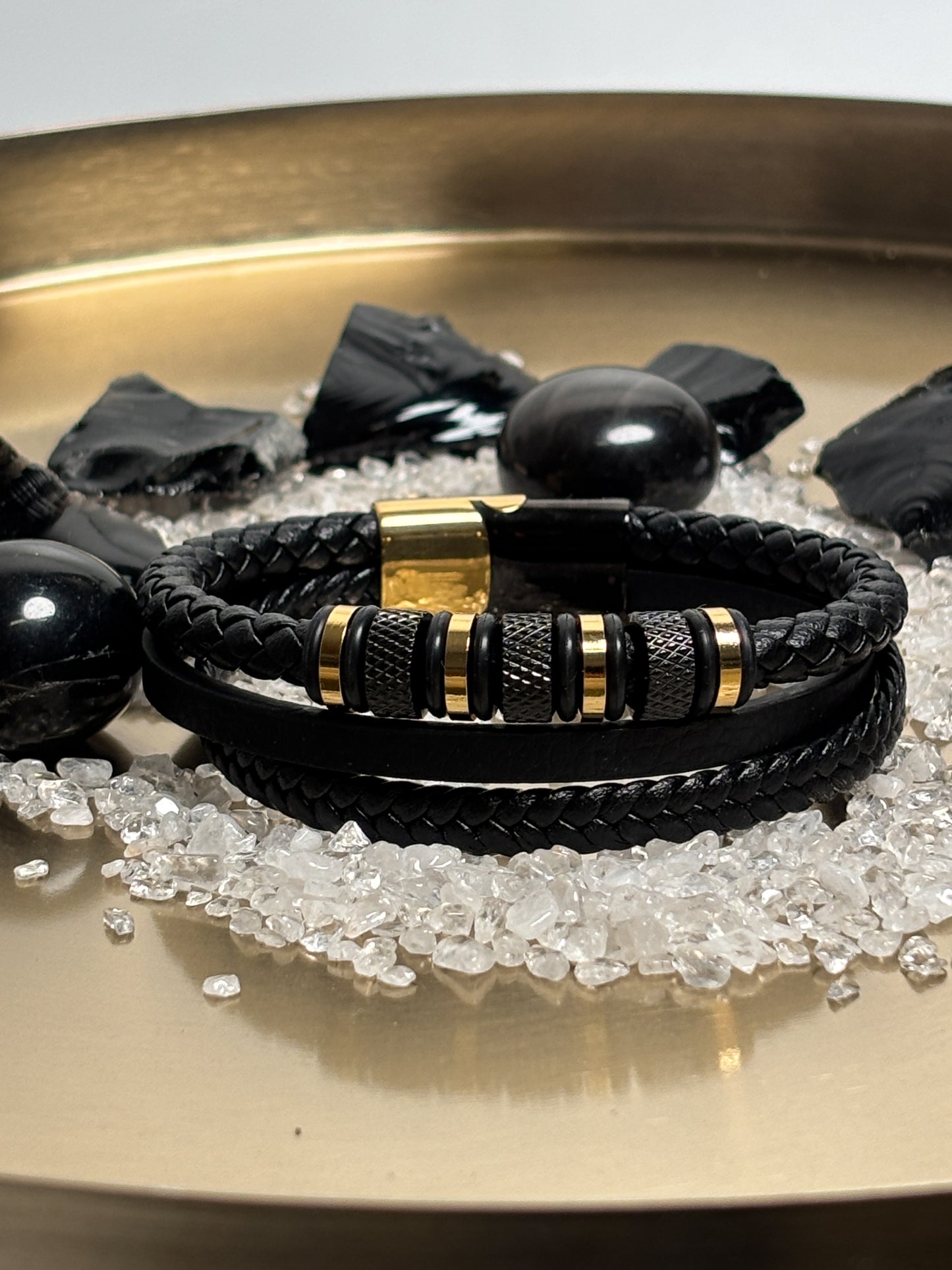Geflochtenes Lederarmband Herren – Schwarz & Gold, Edelstahl, 3-lagig, 21 cm