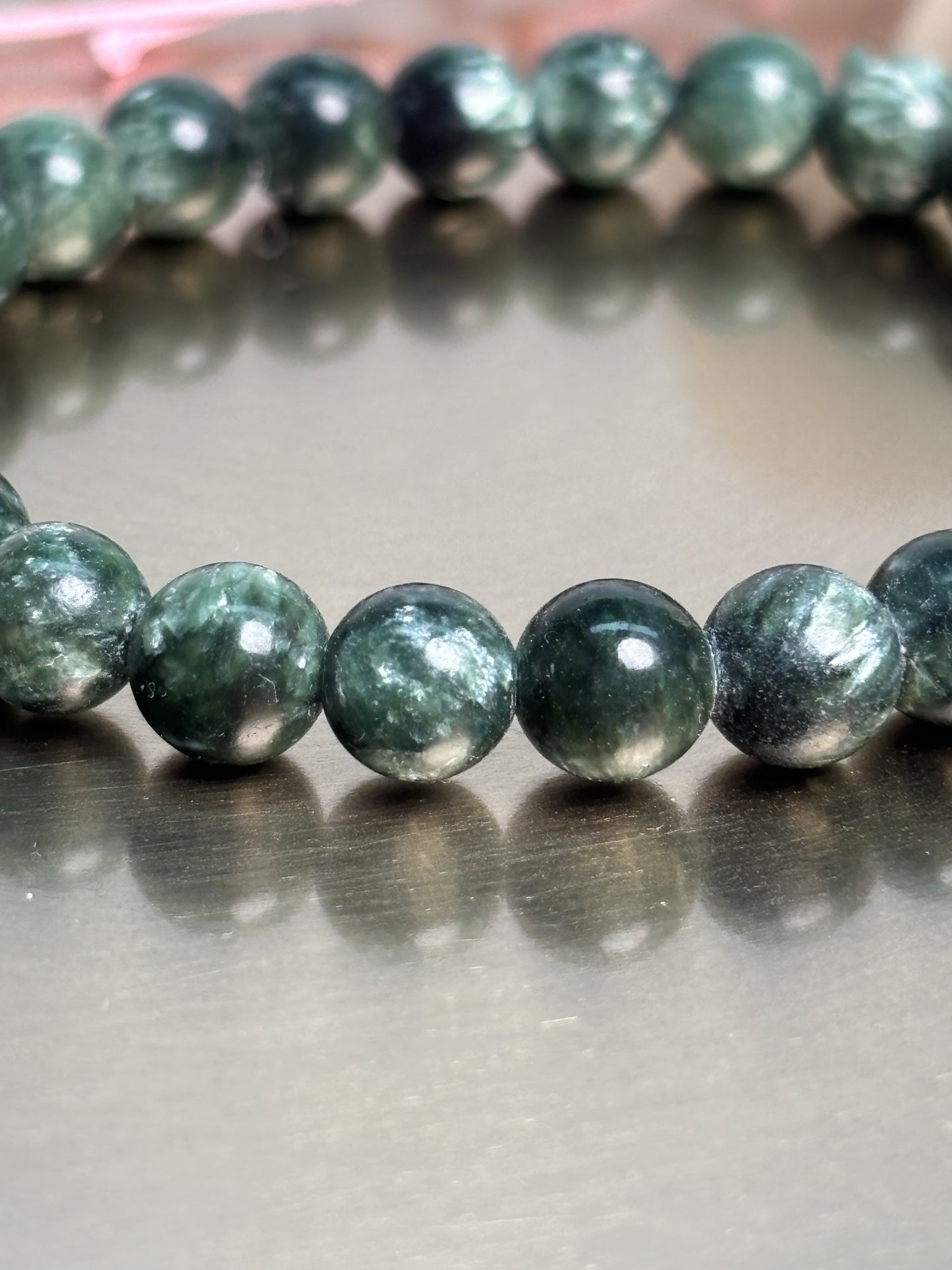 Seraphinit Armband elastisch 7 mm Perlen Naturstein Edelsteinarmband grün schimmernd hochwertig