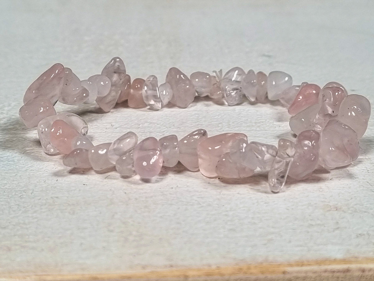 Rosenquarz Splitterarmband 6mm – Elastisches Kristallarmband für Selbstliebe | Rosa Boho Armband, Heilstein Geschenk