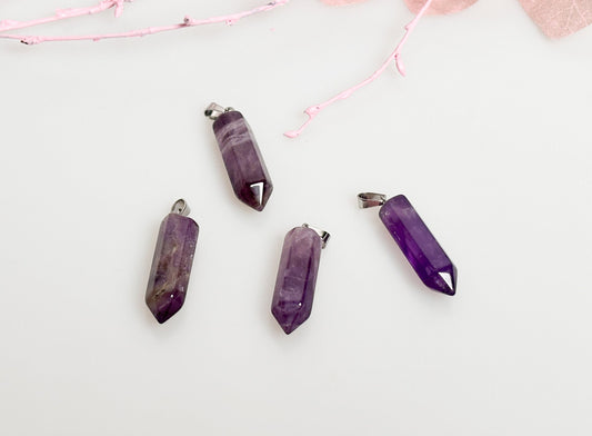 Natural Amethyst Point Pendant with optional chain size approx 2.6cm