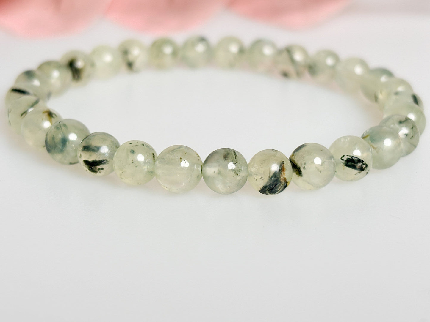 Elastisches Prehnite Perlenarmband 6mm, 17,5cm Länge  Handgemachtes Schmuckstück  Edelsteinarmband Geschenk