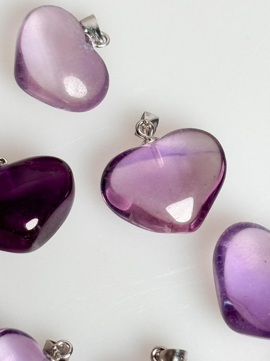 Transparenter Amethyst Herz Kettenanhänger mit 925 Silber Öse | Edelstein Schmuck