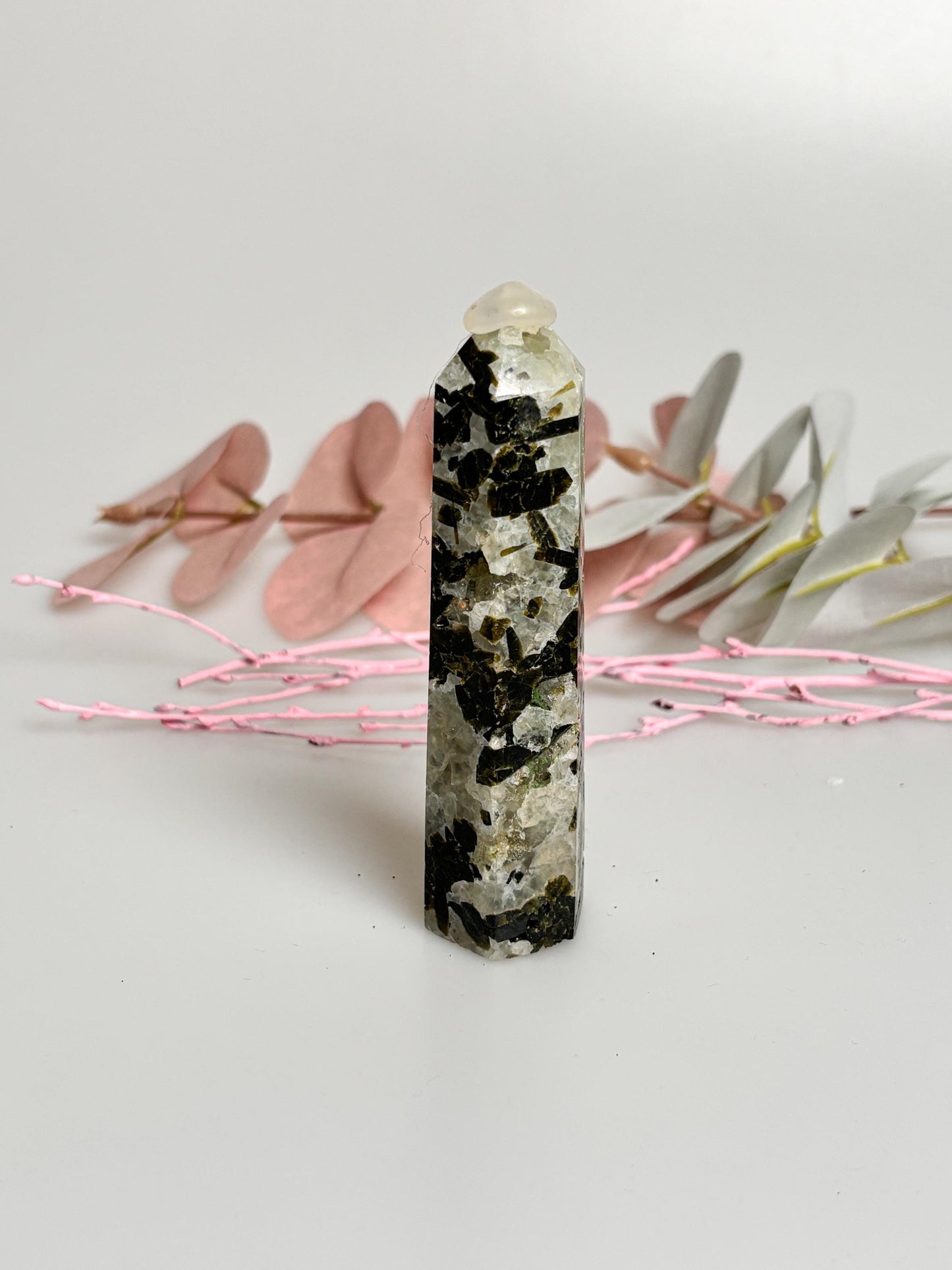 High-quality Prehnite Tower – Natural Gemstone, Energetic Healing Stone for Meditation and Decoration