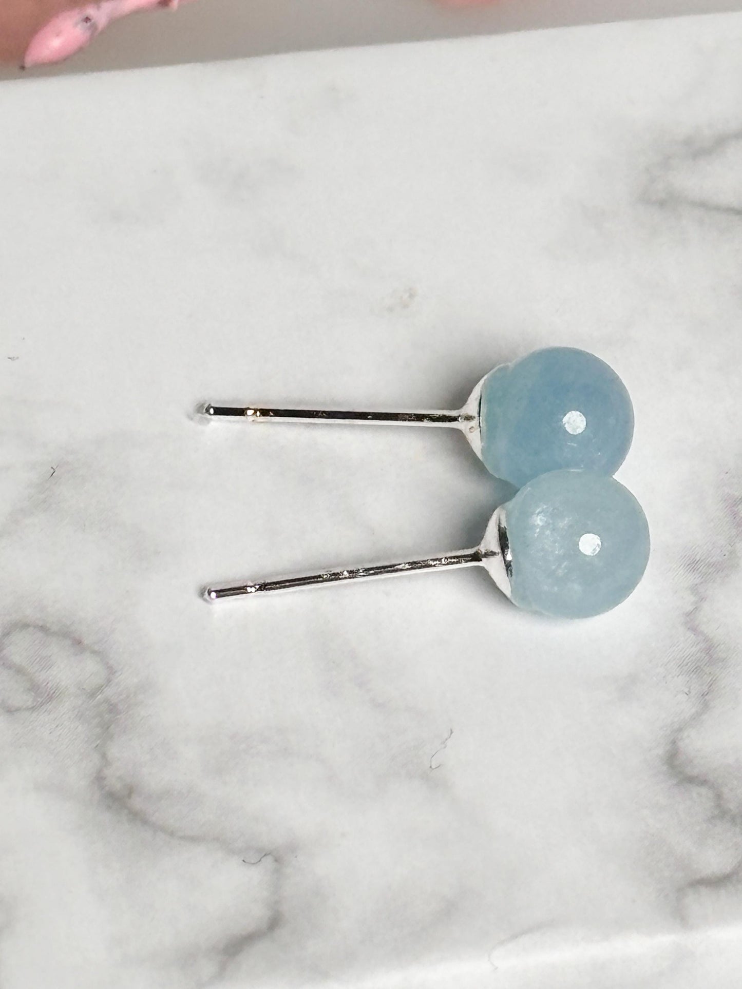 Kleine Aquamarin Ohrstecker | 5mm Perlen & 925 Silber | Edler Schmuck