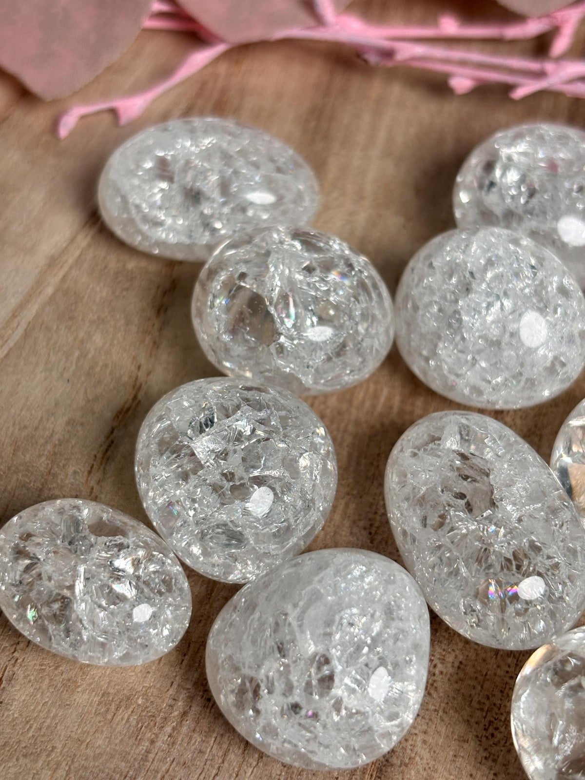 Kleine Crackle Quartz Trommelsteine  Mit faszinierenden Regenbögen