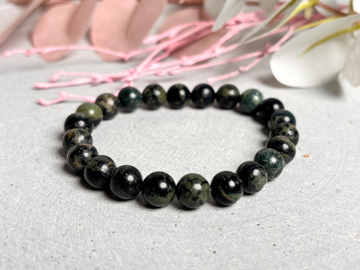 Kambaba Jaspis Perlenarmband  Elastisches Armband aus Krokodil Jaspis  Naturstein Schmuck für Balance & Erdung
