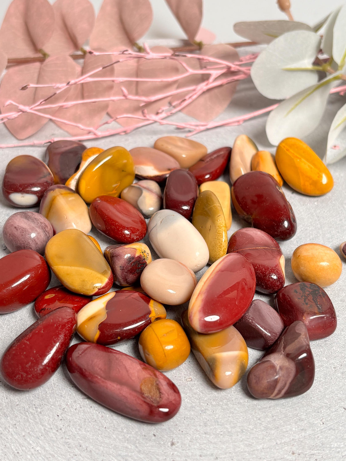 Mookaite Trommelsteine  Natürliche Edelsteine, Auswahl aus 2 Größen, Handschmeichler, Heilstein, Deko & Meditation
