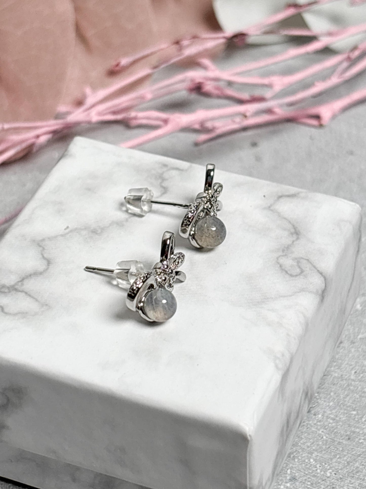 925 Silber Ohrstecker mit Labradorit  Schleifchen Ohrringe | Edelstein Kugel  Geschenkidee für Frauen