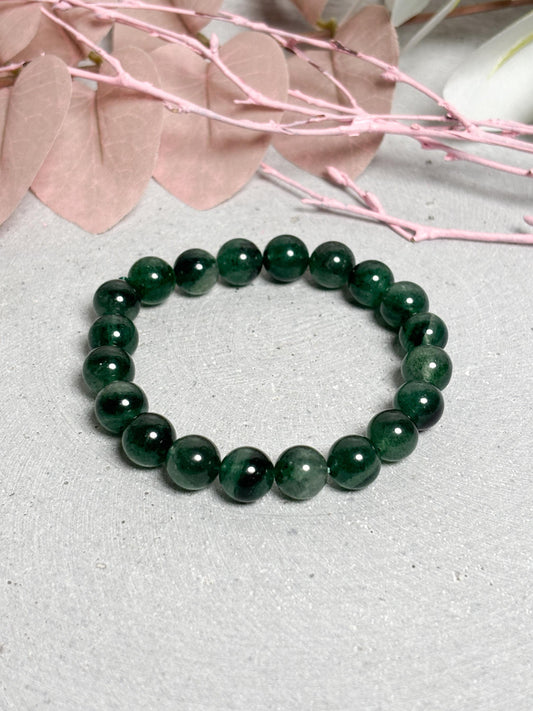 Grüner Erdbeerquarz Perlenarmband 10mm  Elastisches Edelsteinarmband ca. 17,5 cm  Heilstein Schmuck - Handgemacht  Kristallarmband