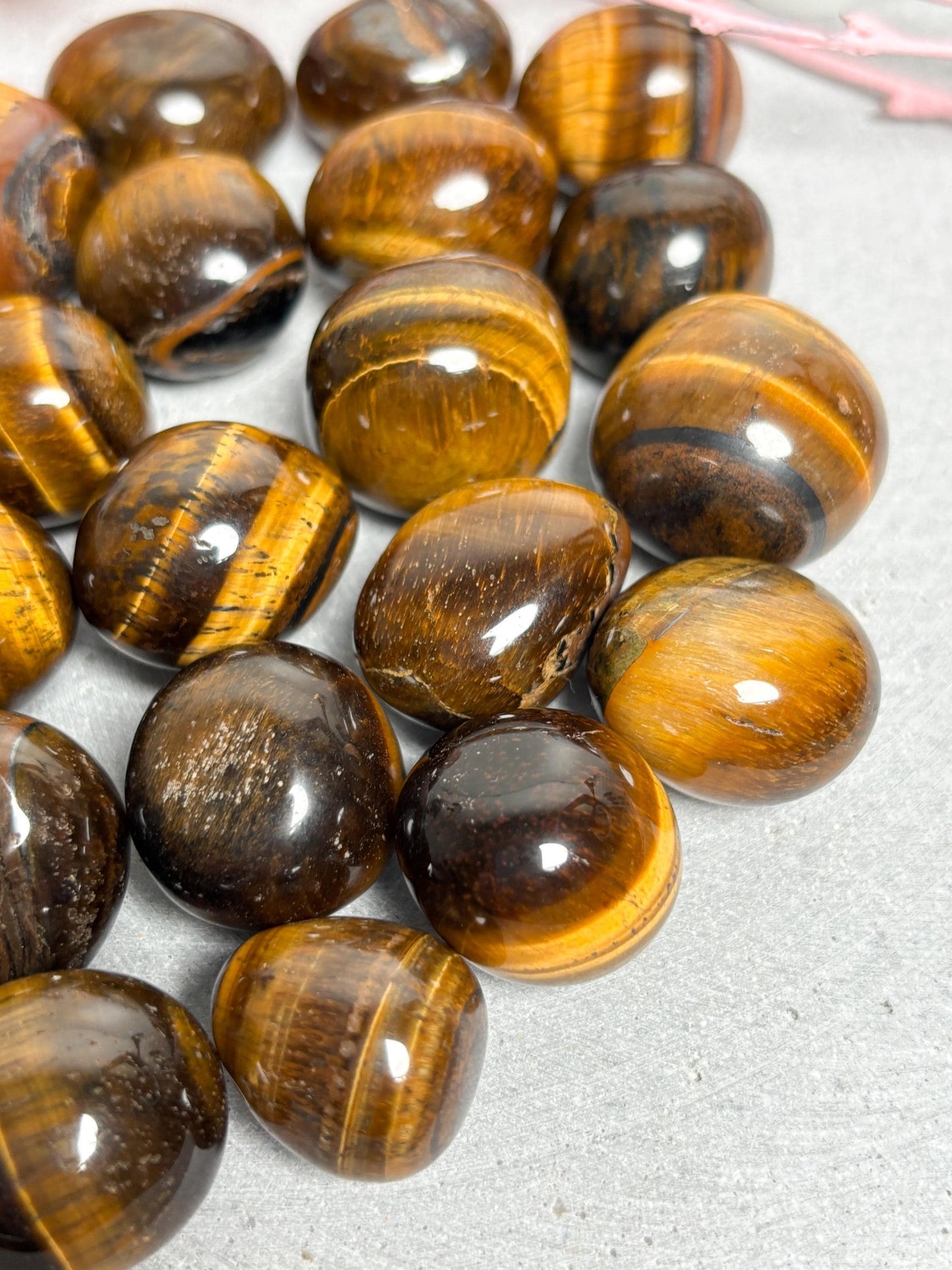 Tigerauge Trommelsteine  Heilsteine für Schutz & innere Stärke, Handschmeichler, Deko, Kraftstein, Geschenkidee